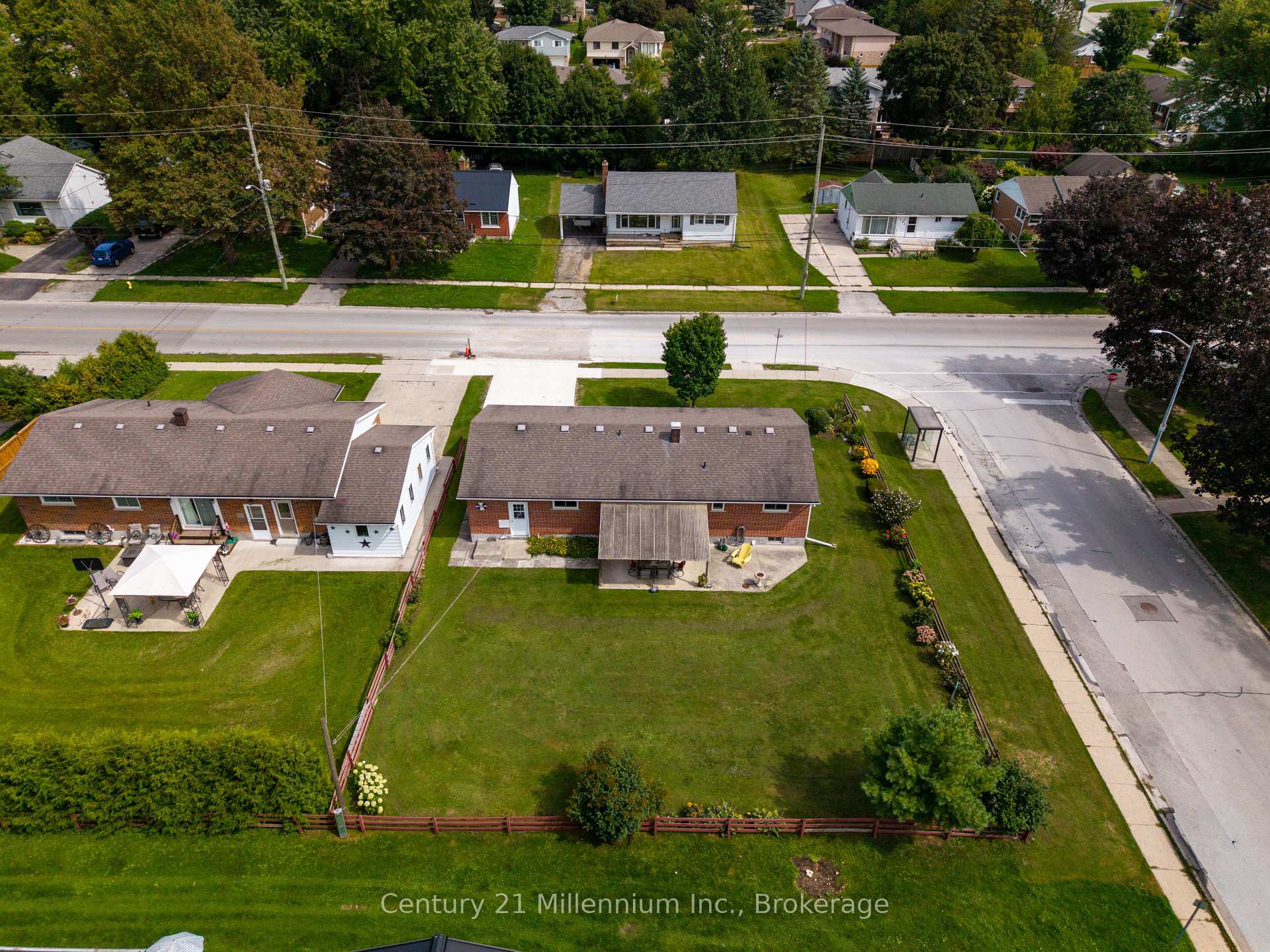 Photo 5 of 466 7th Avenue E, Owen Sound — HOMEH
