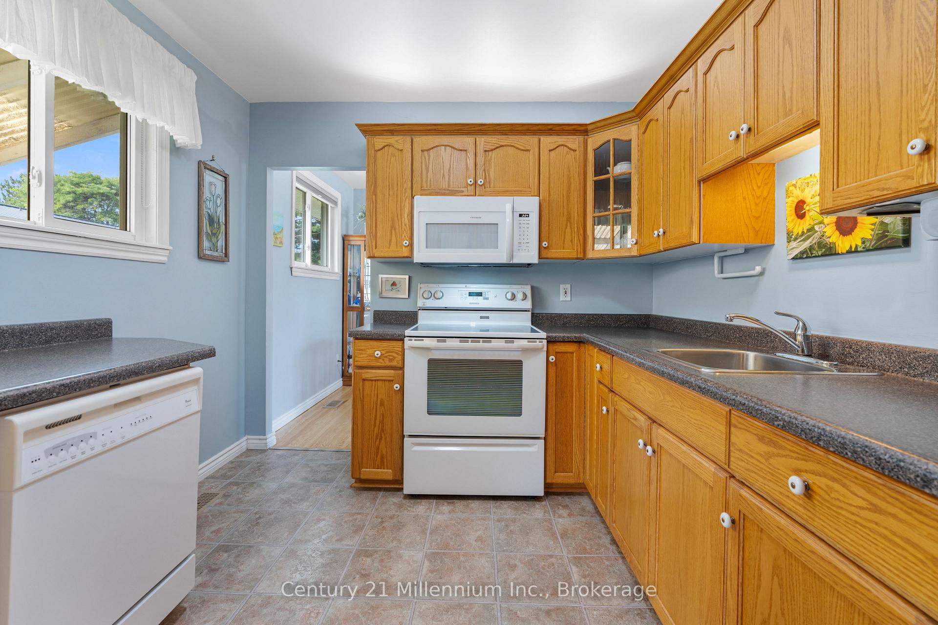 Photo 17 of 466 7th Avenue E, Owen Sound — HOMEH