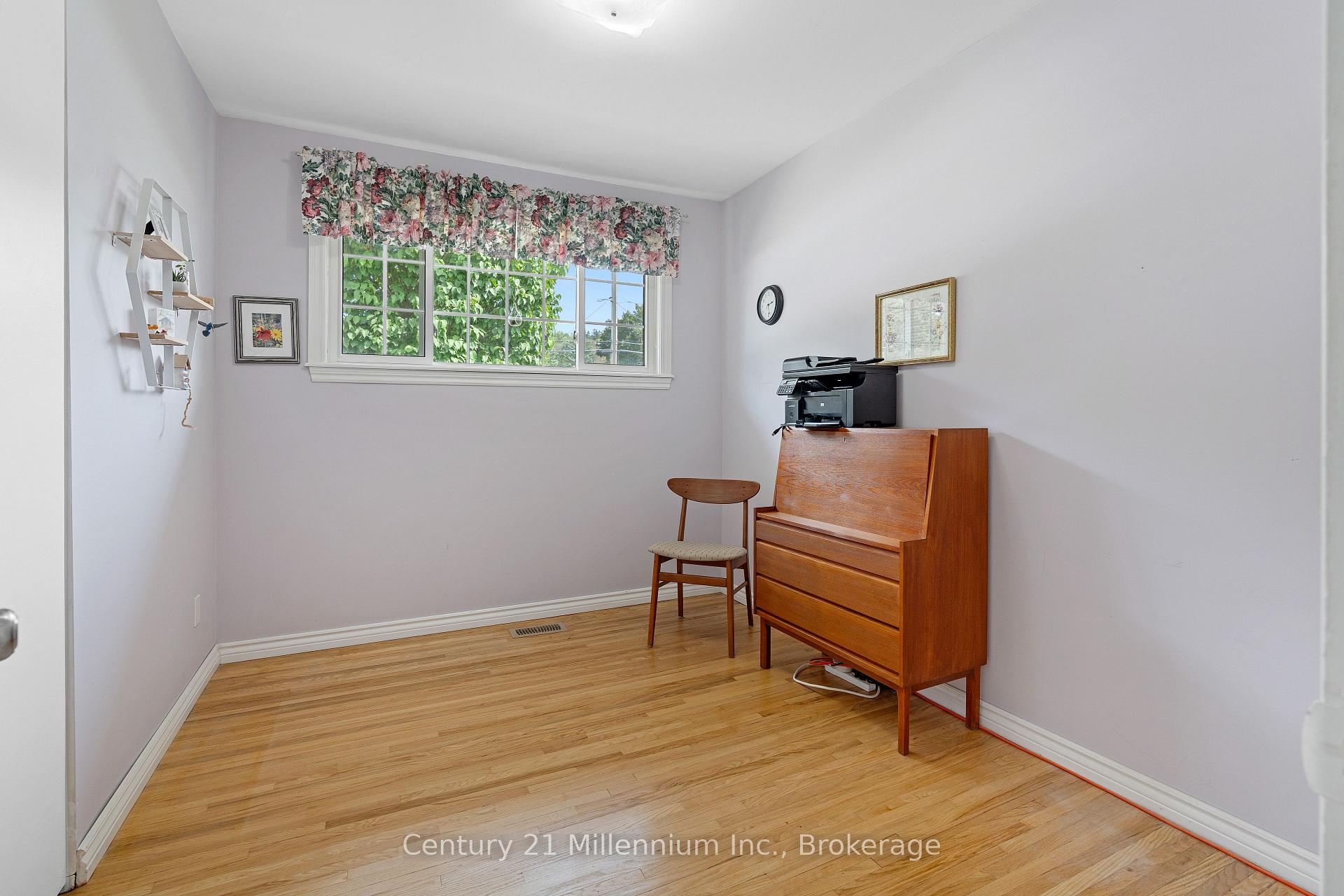 Photo 19 of 466 7th Avenue E, Owen Sound — HOMEH