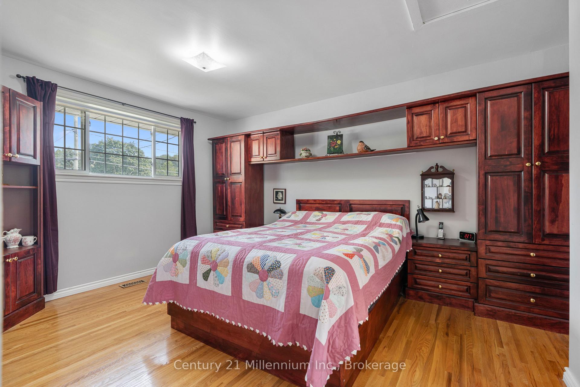 Photo 20 of 466 7th Avenue E, Owen Sound — HOMEH