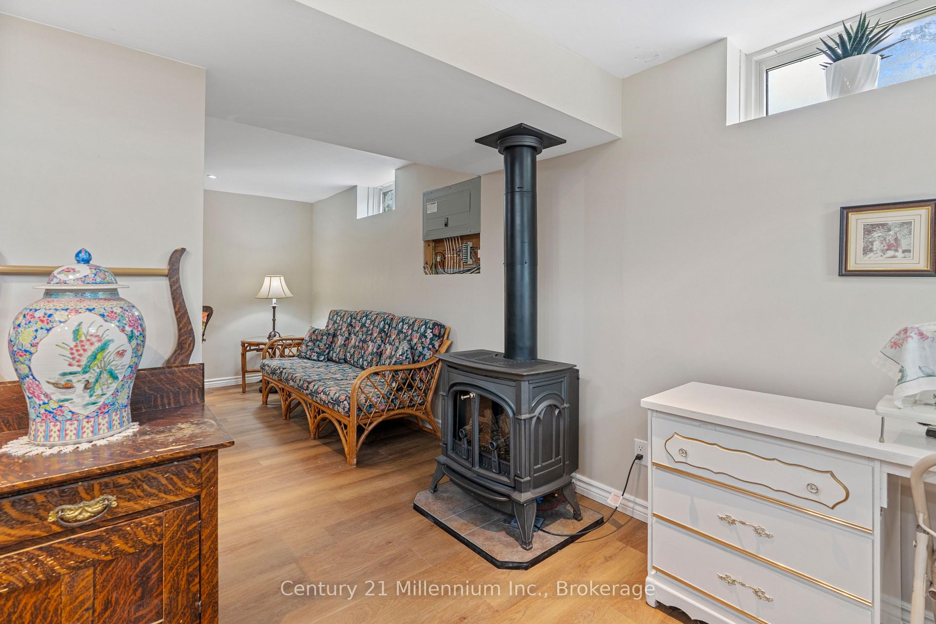 Photo 28 of 466 7th Avenue E, Owen Sound — HOMEH
