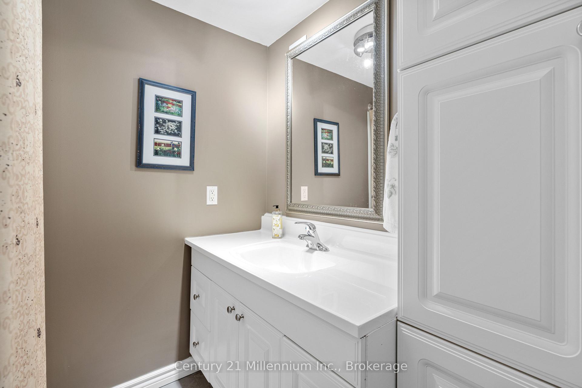 Photo 33 of 466 7th Avenue E, Owen Sound — HOMEH