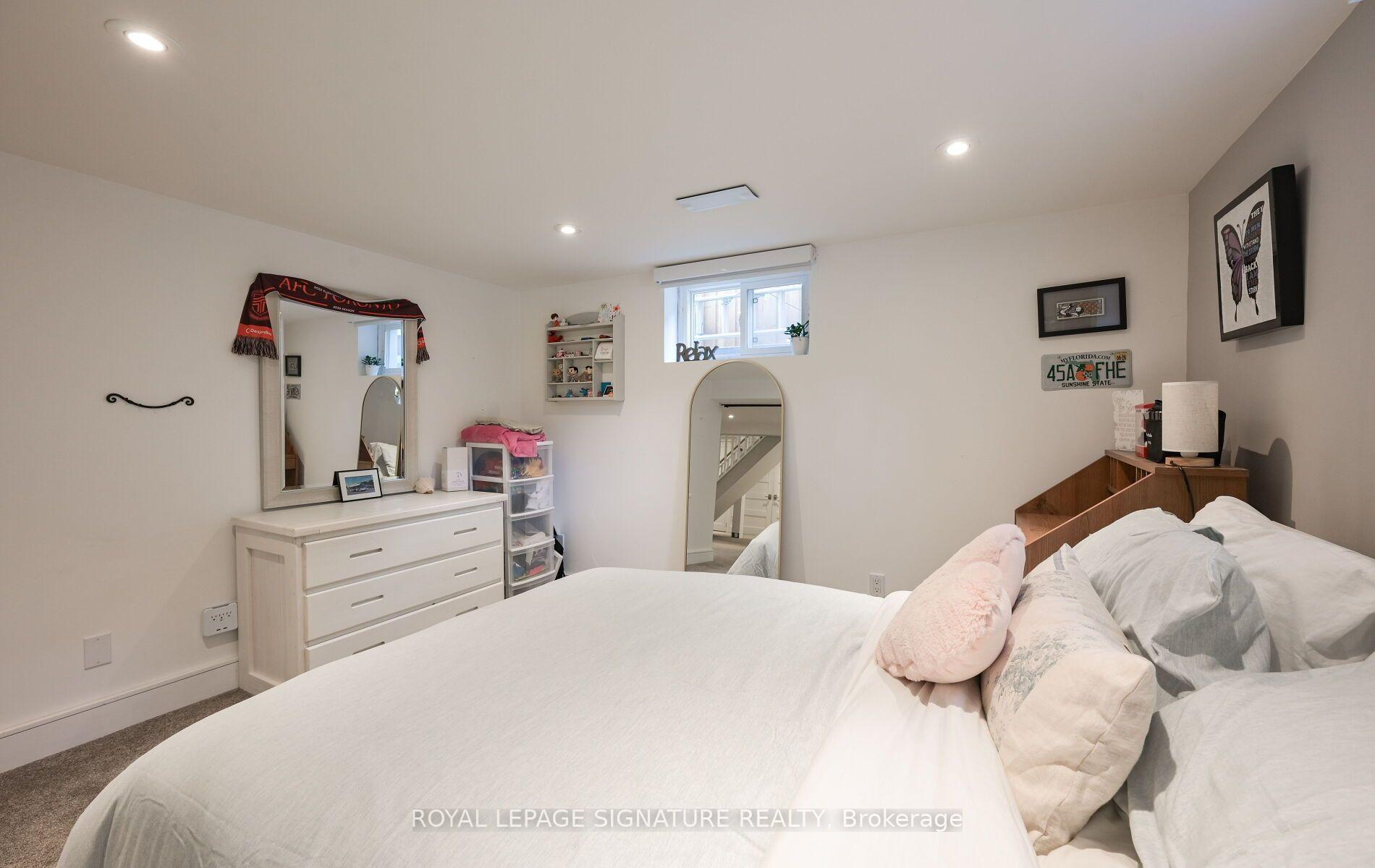 Photo 37 of 903 Johnathan Drive, Mississauga, Lakeview — HOMEH