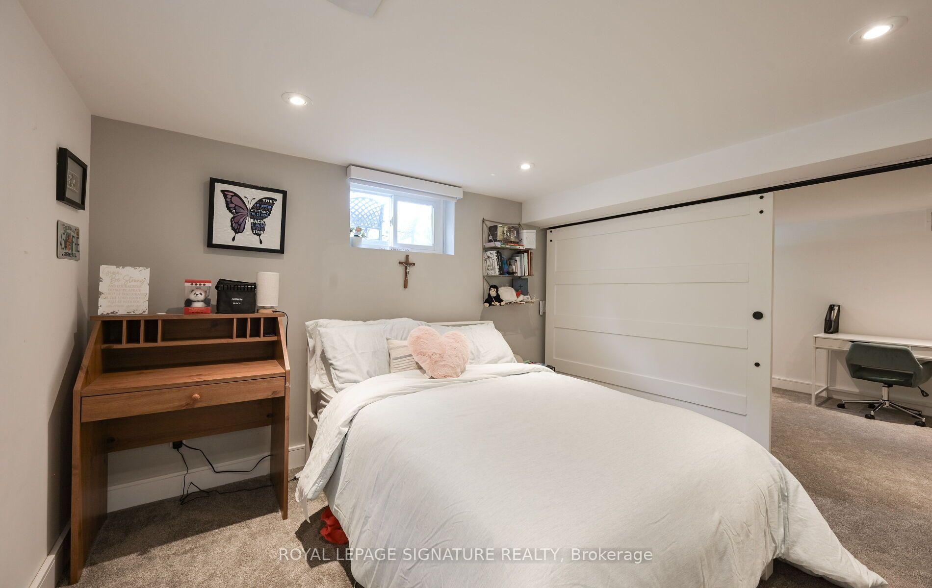 Photo 38 of 903 Johnathan Drive, Mississauga, Lakeview — HOMEH