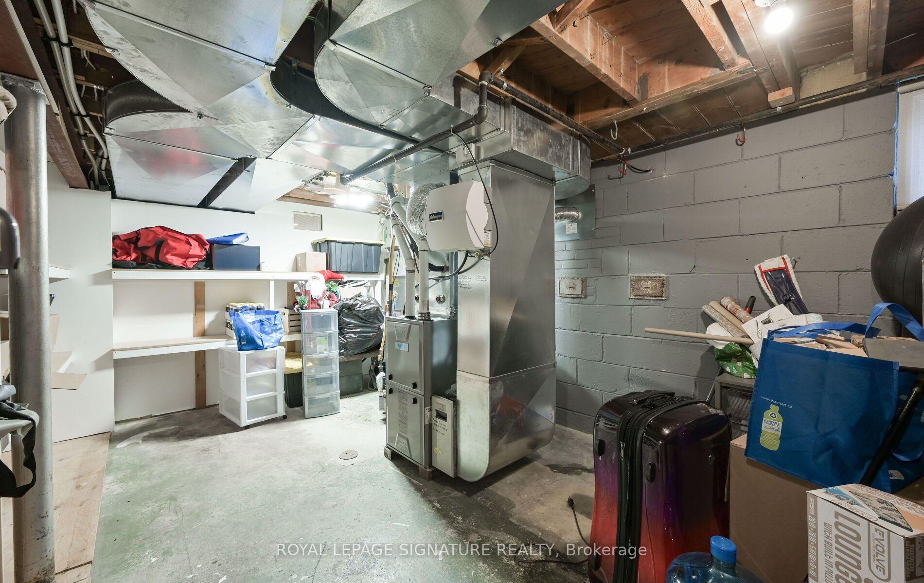 Photo 45 of 903 Johnathan Drive, Mississauga, Lakeview — HOMEH