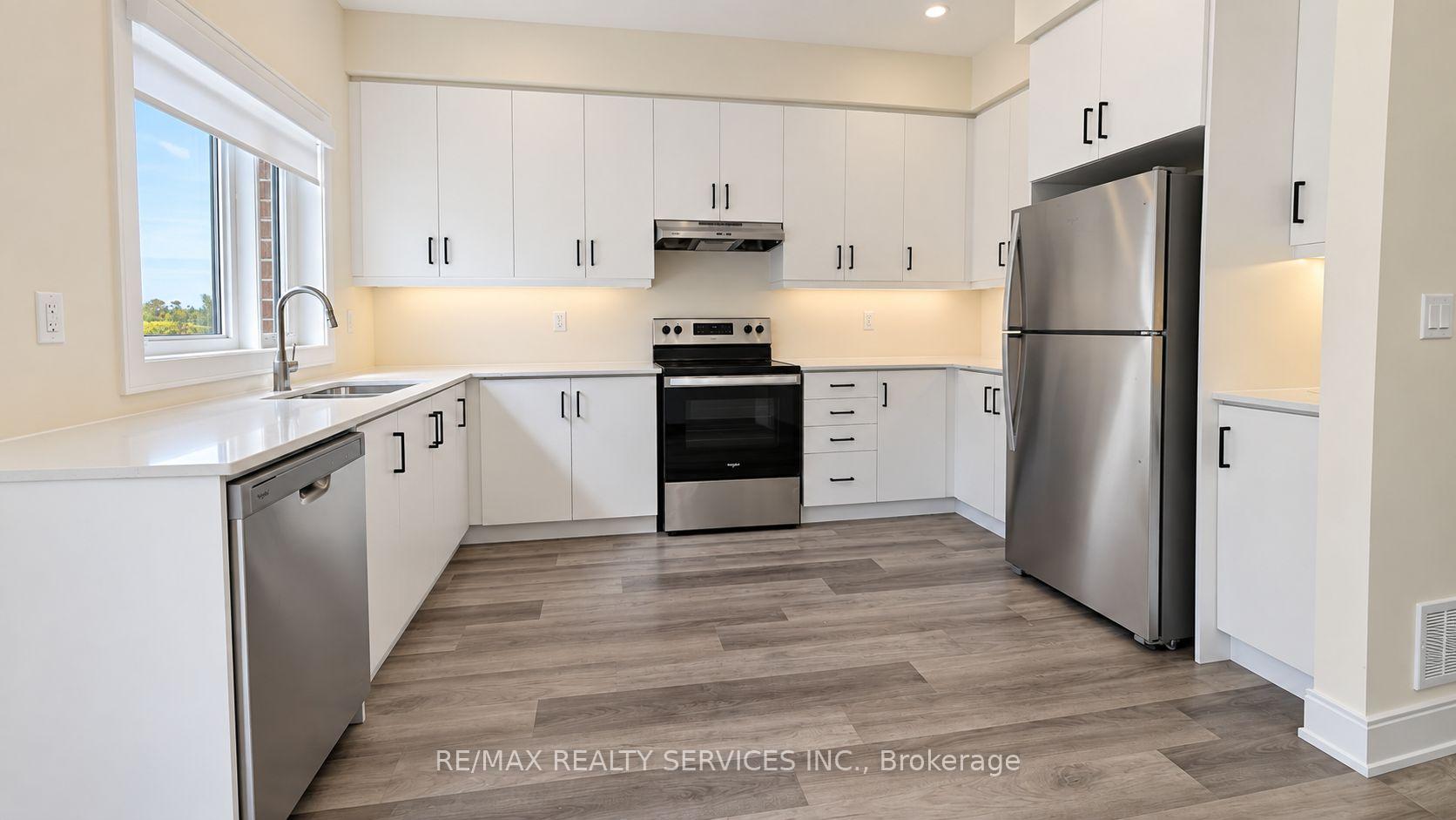 Photo 4 of Unit 505, 1695 Dersan Street, Pickering, Duffin Heights — HOMEH