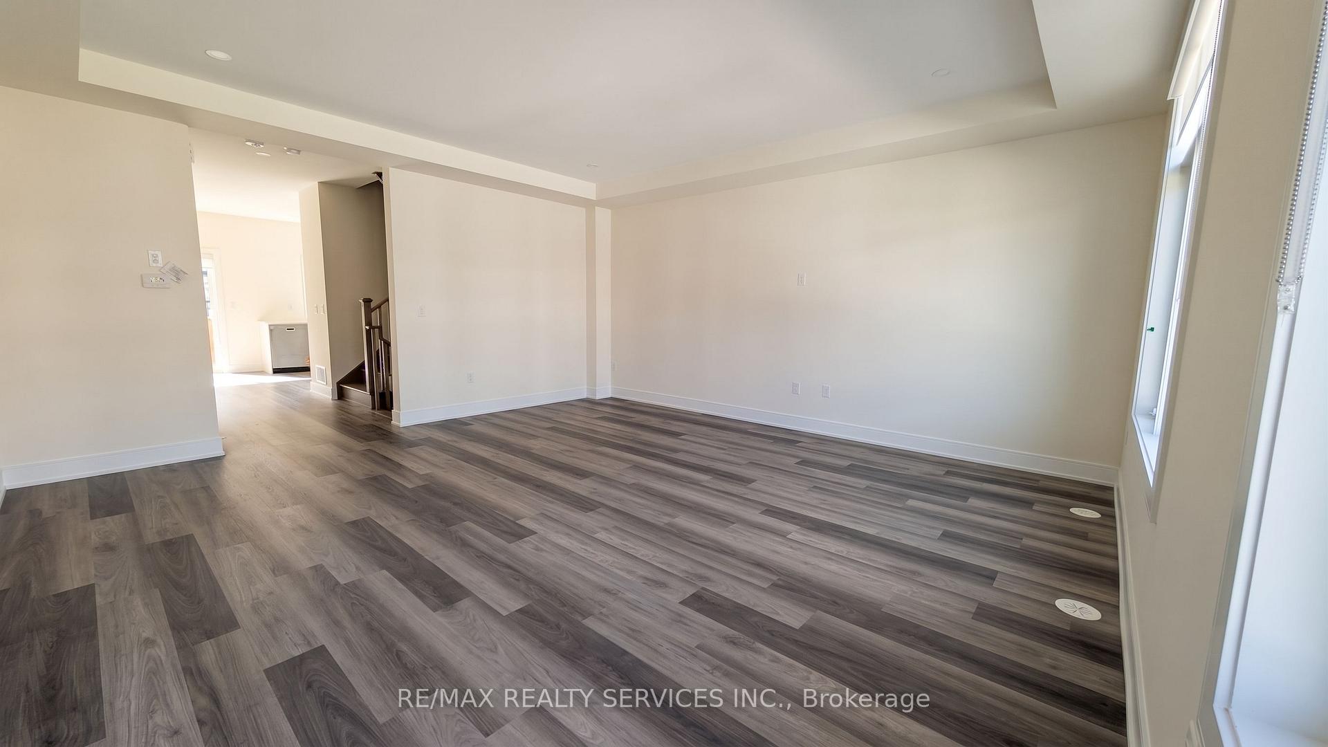 Photo 7 of Unit 505, 1695 Dersan Street, Pickering, Duffin Heights — HOMEH