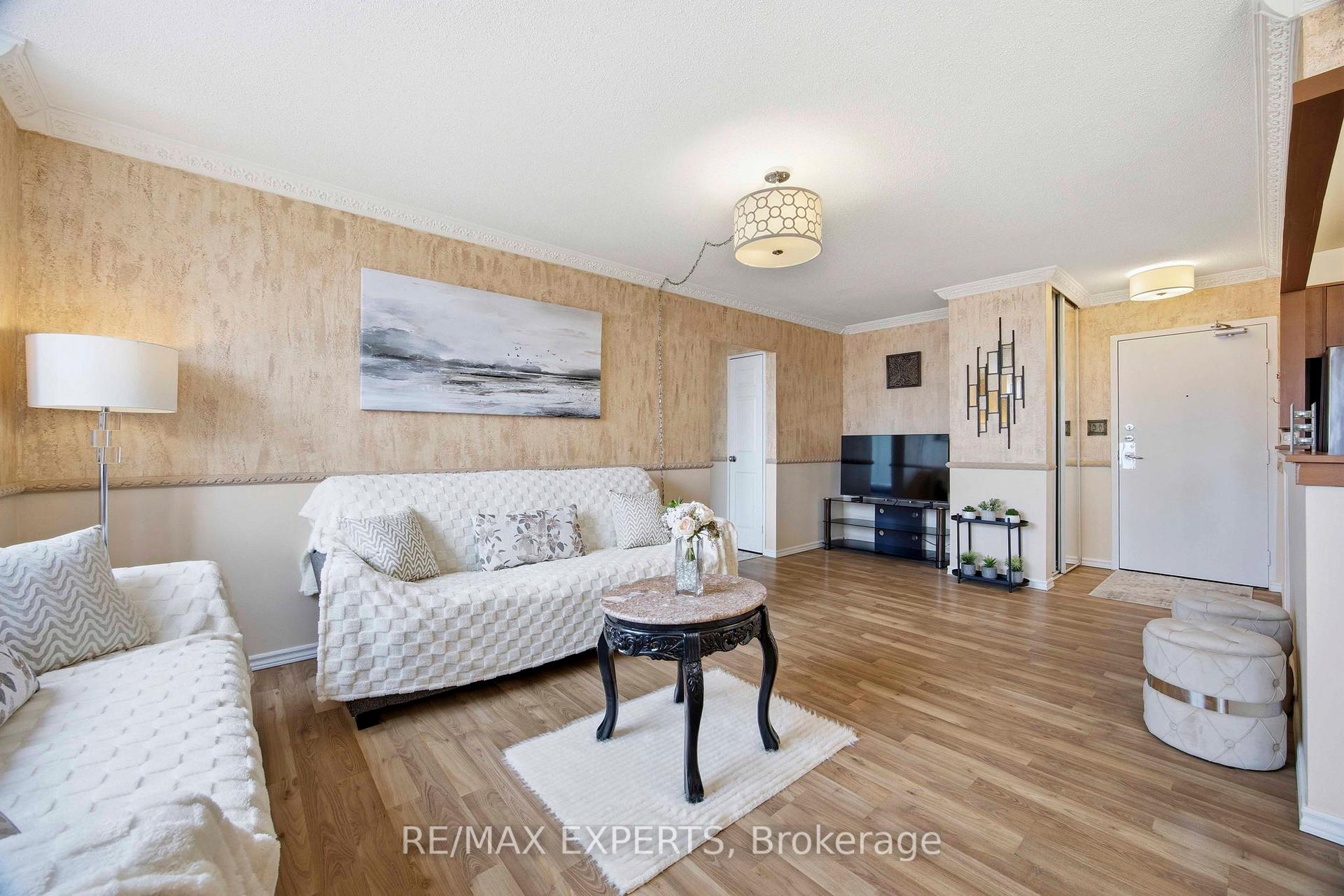 Photo 12 of Unit 1417, 5 Shady Golfway, Toronto, Flemingdon Park — HOMEH