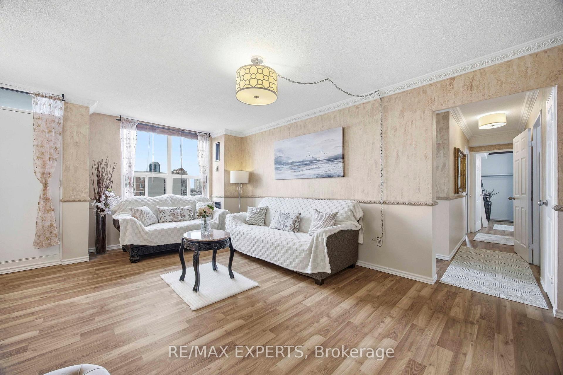 Photo 14 of Unit 1417, 5 Shady Golfway, Toronto, Flemingdon Park — HOMEH