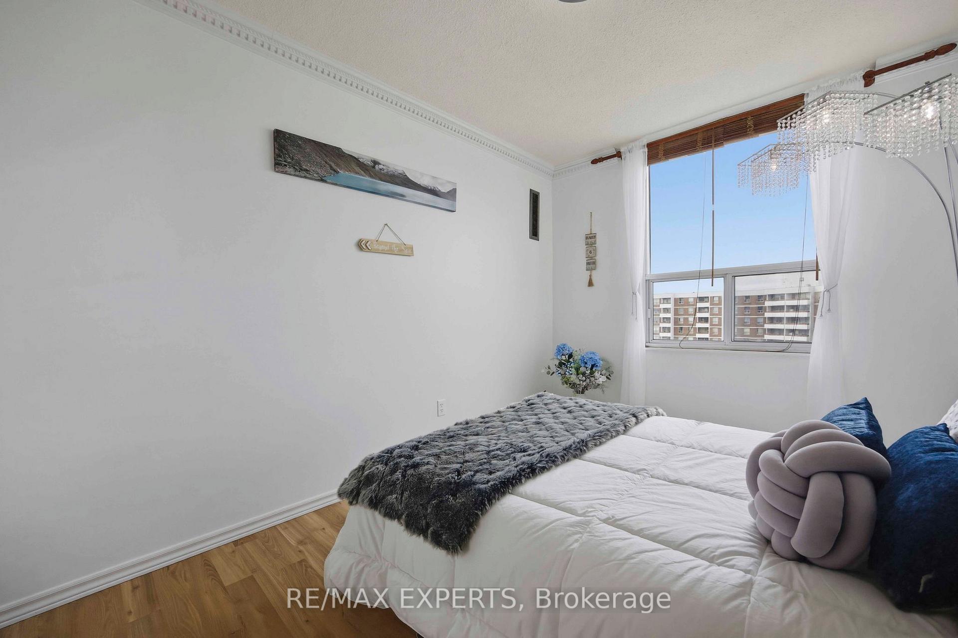 Photo 18 of Unit 1417, 5 Shady Golfway, Toronto, Flemingdon Park — HOMEH