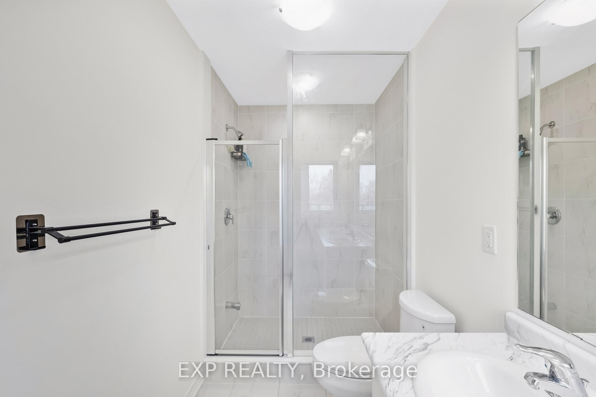 Photo 33 of 122 Turnberry Lane, Barrie, Painswick South — HOMEH