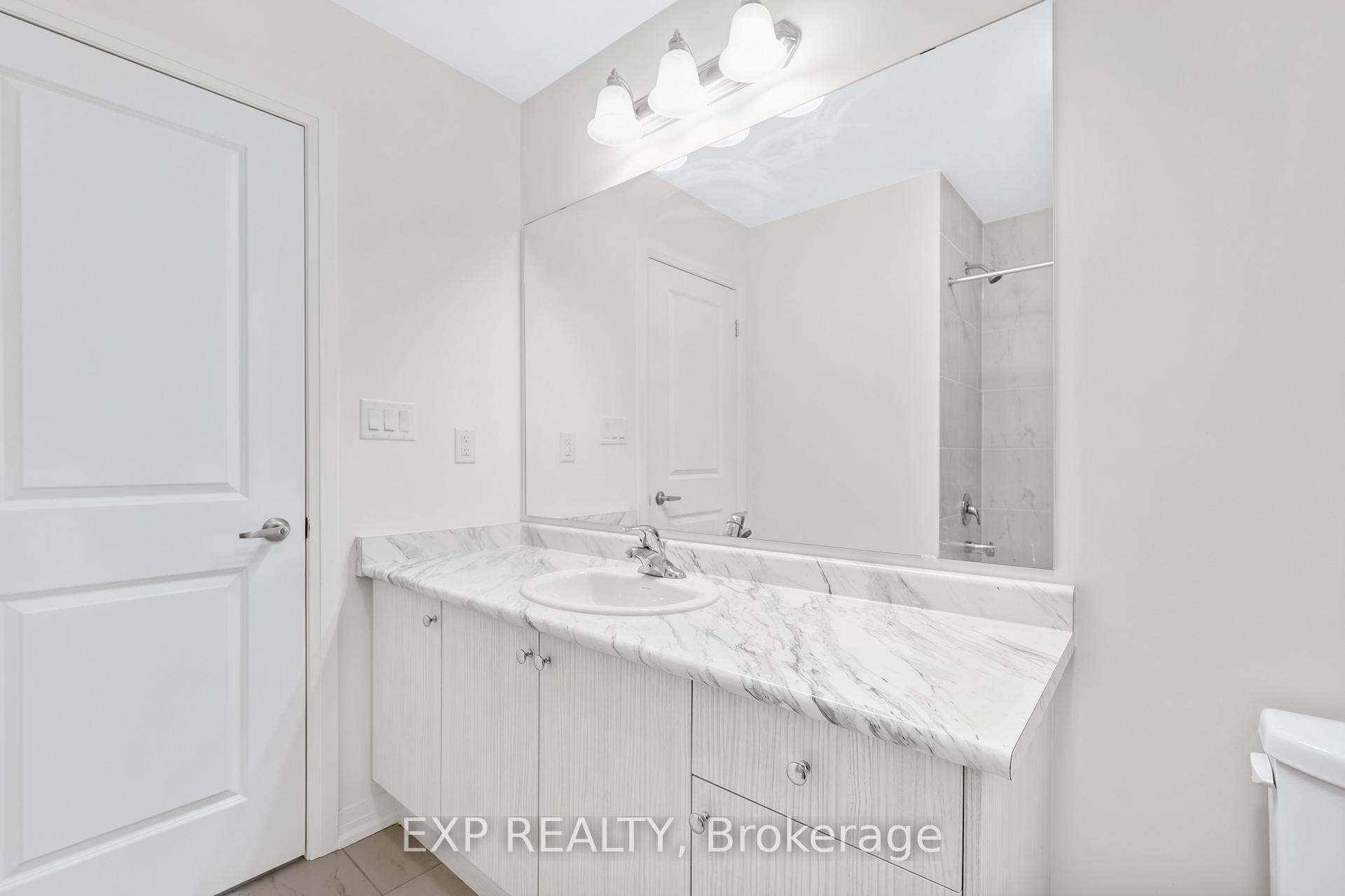 Photo 37 of 122 Turnberry Lane, Barrie, Painswick South — HOMEH