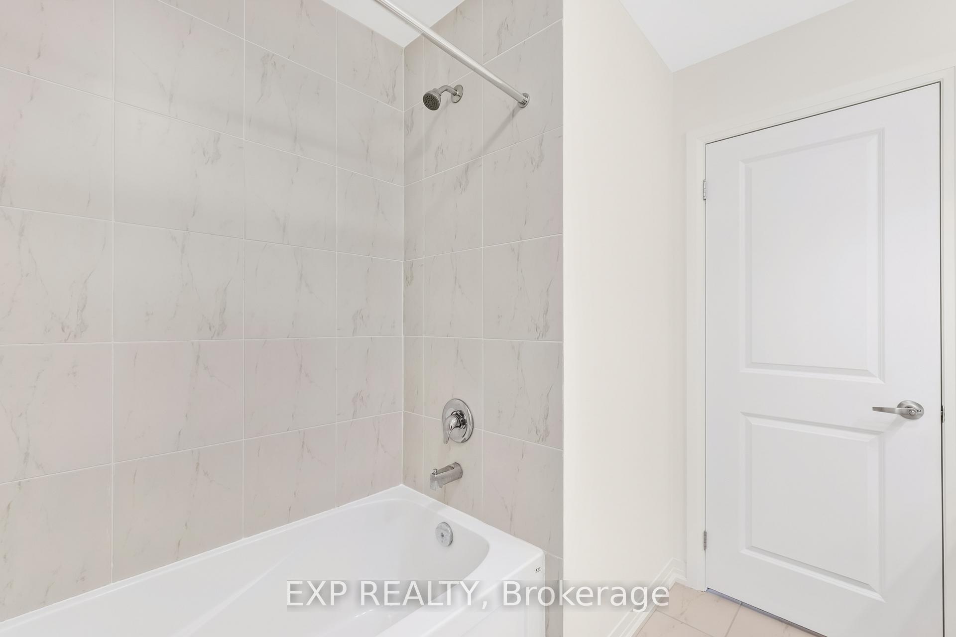 Photo 38 of 122 Turnberry Lane, Barrie, Painswick South — HOMEH