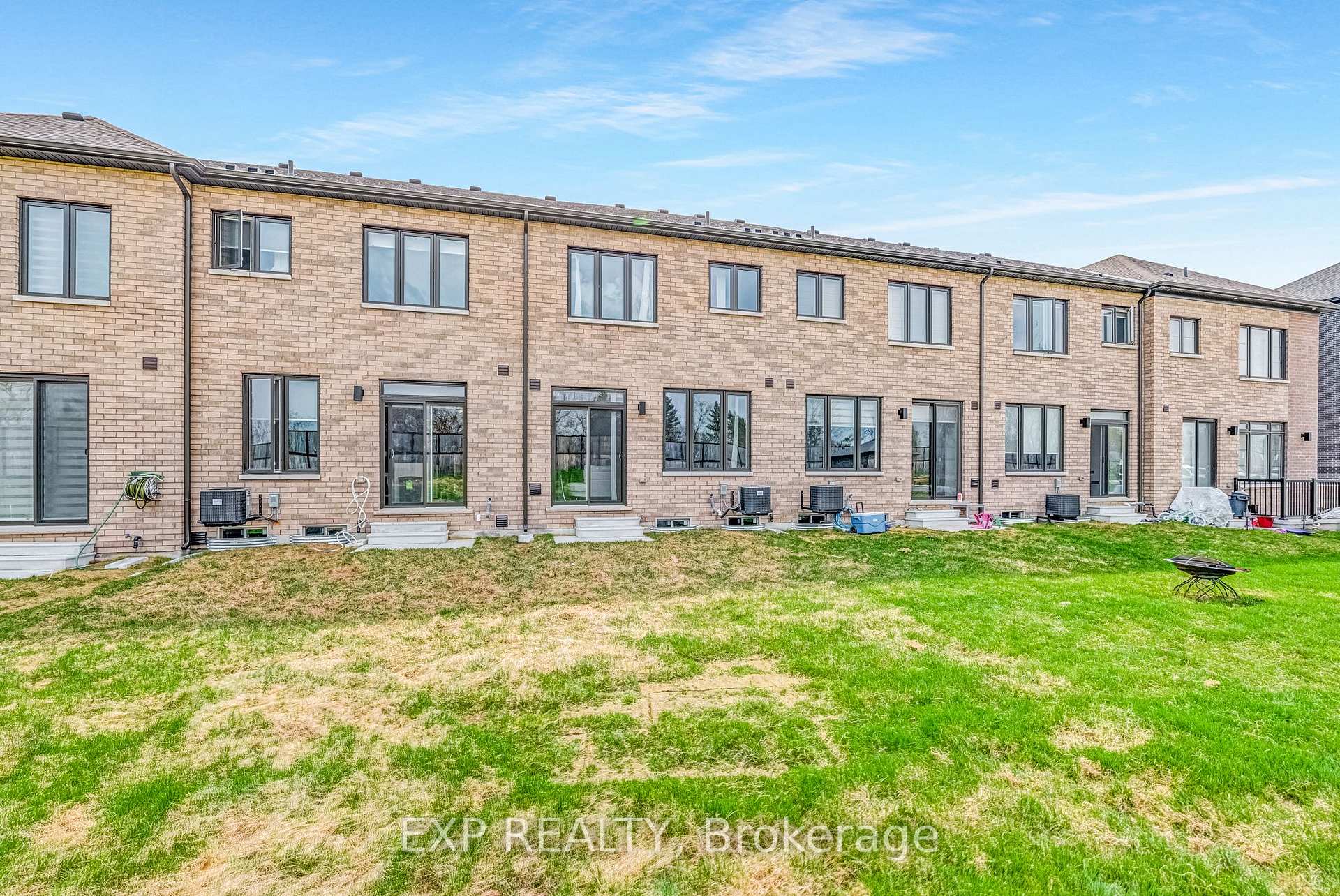 Photo 45 of 122 Turnberry Lane, Barrie, Painswick South — HOMEH
