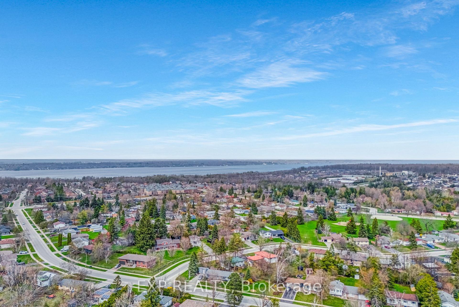 Photo 50 of 122 Turnberry Lane, Barrie, Painswick South — HOMEH
