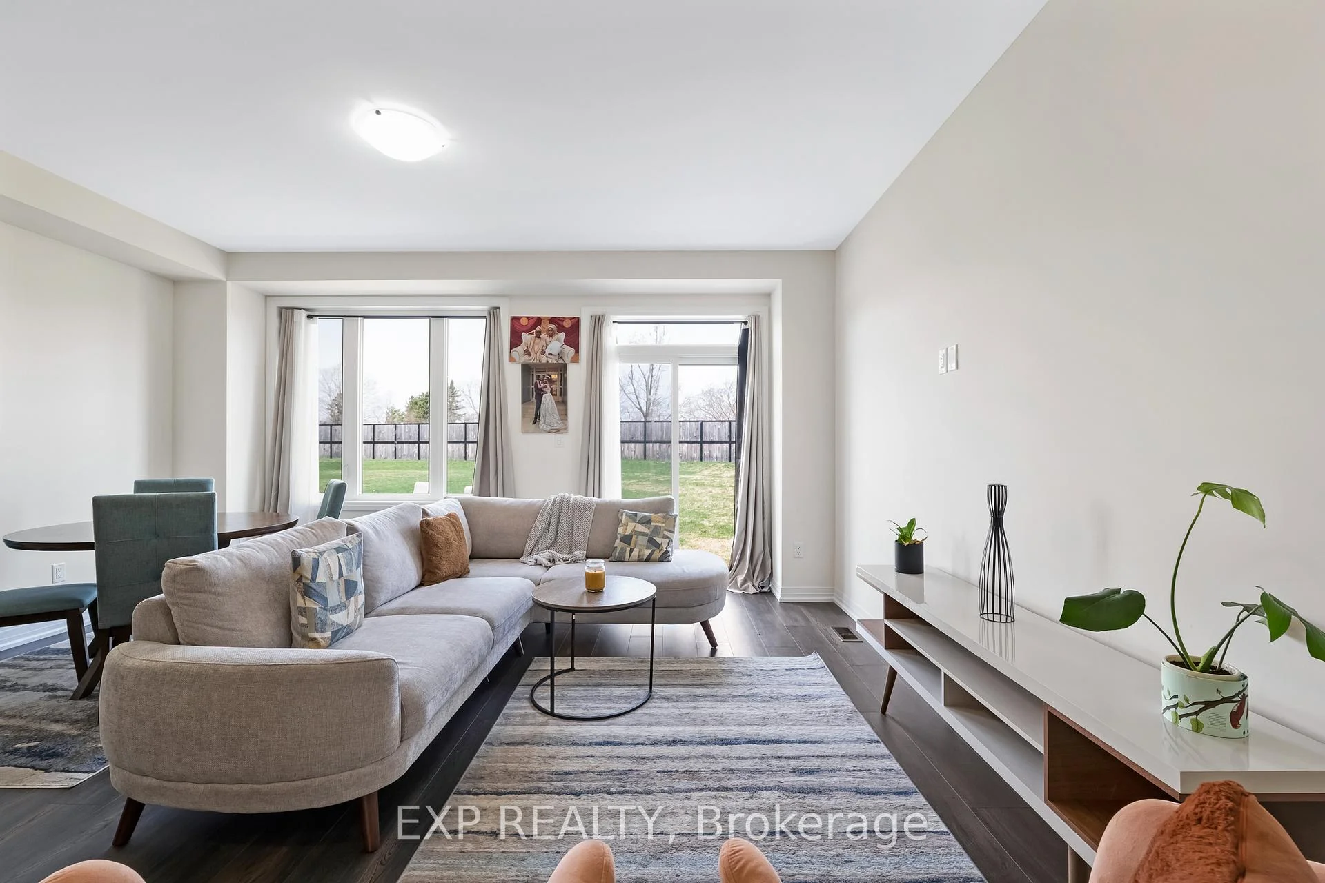 Photo 19 of 122 Turnberry Lane, Barrie, Painswick South — HOMEH
