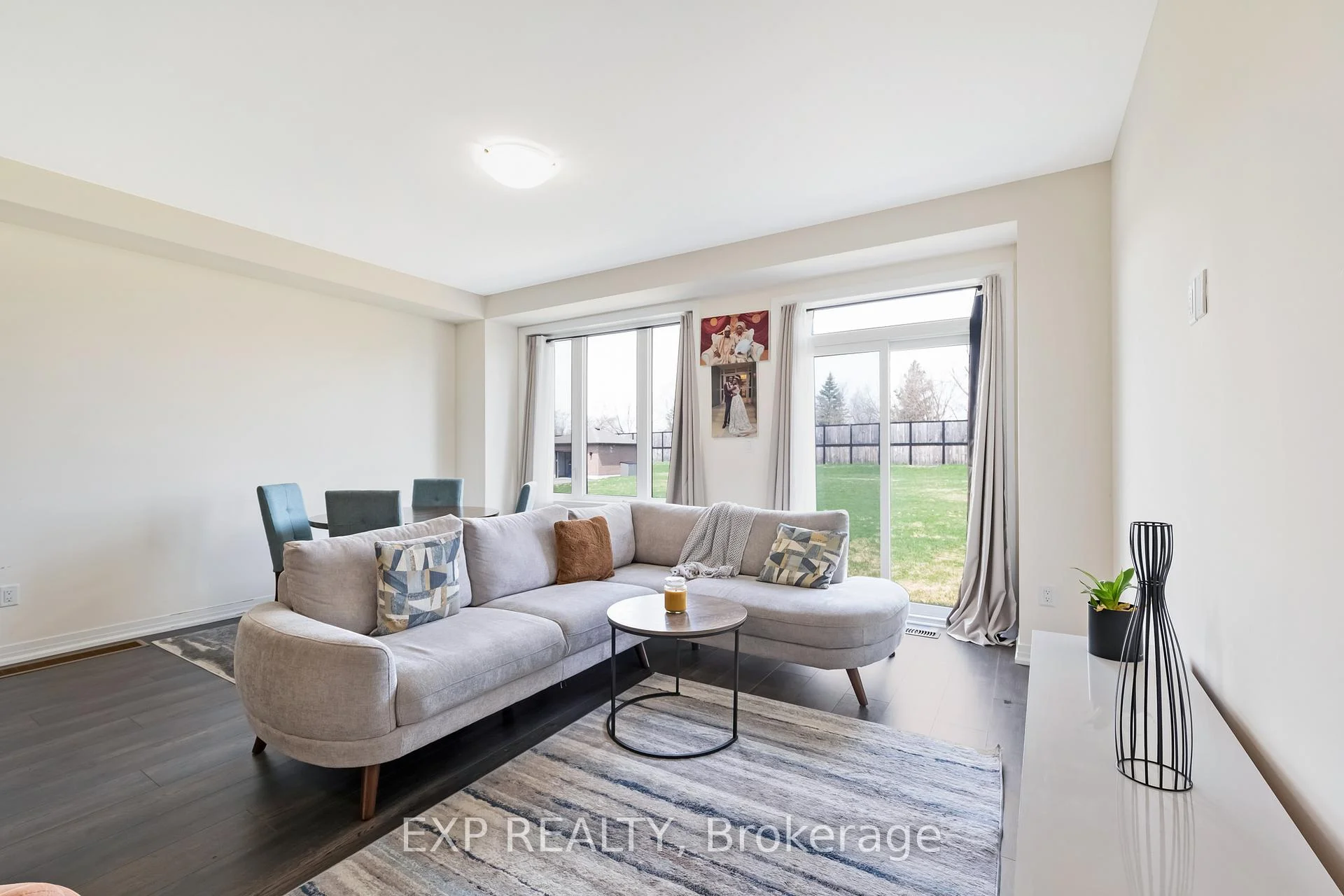 Photo 20 of 122 Turnberry Lane, Barrie, Painswick South — HOMEH