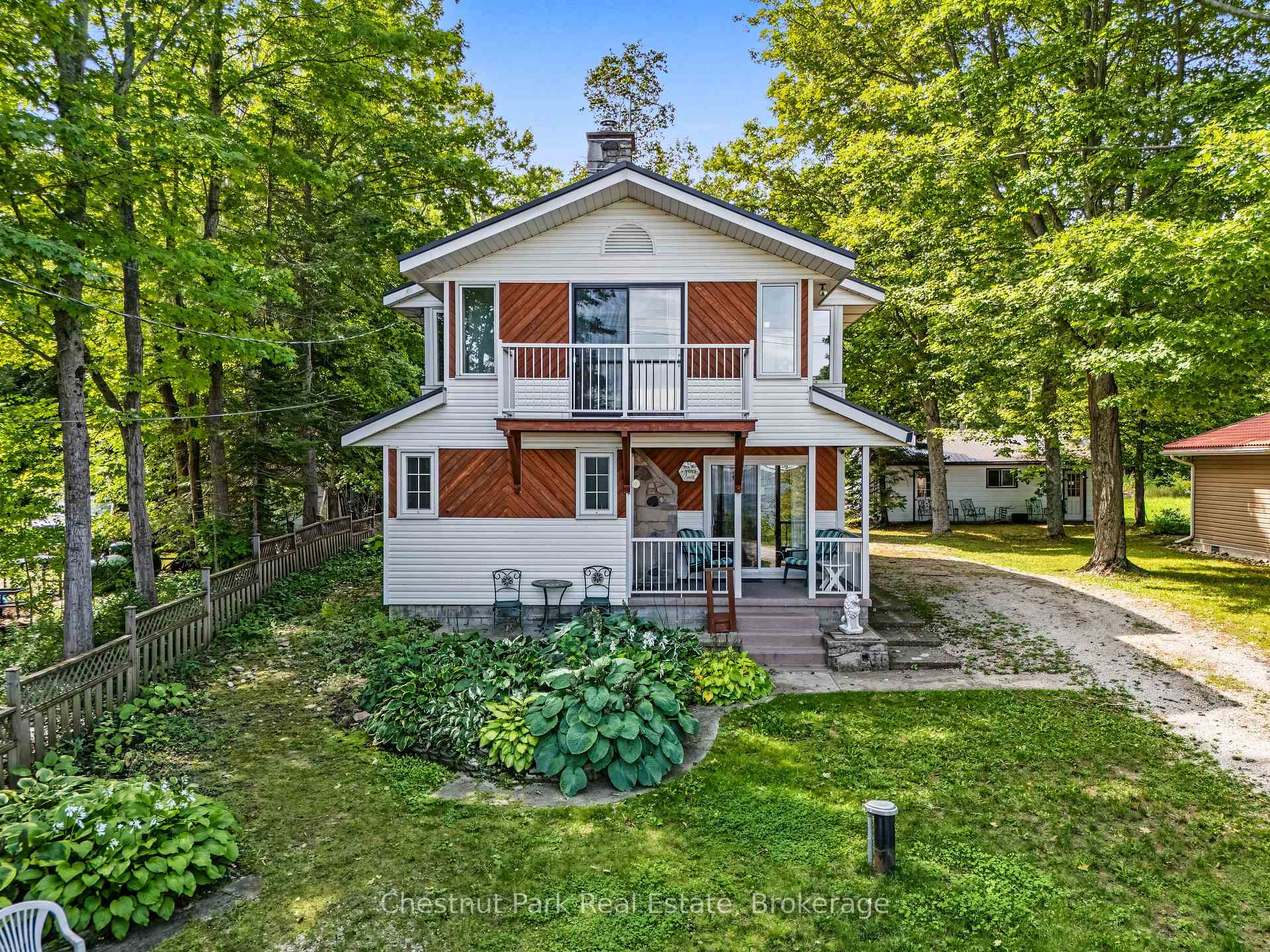 Photo of 271 Isthmus Bay Road