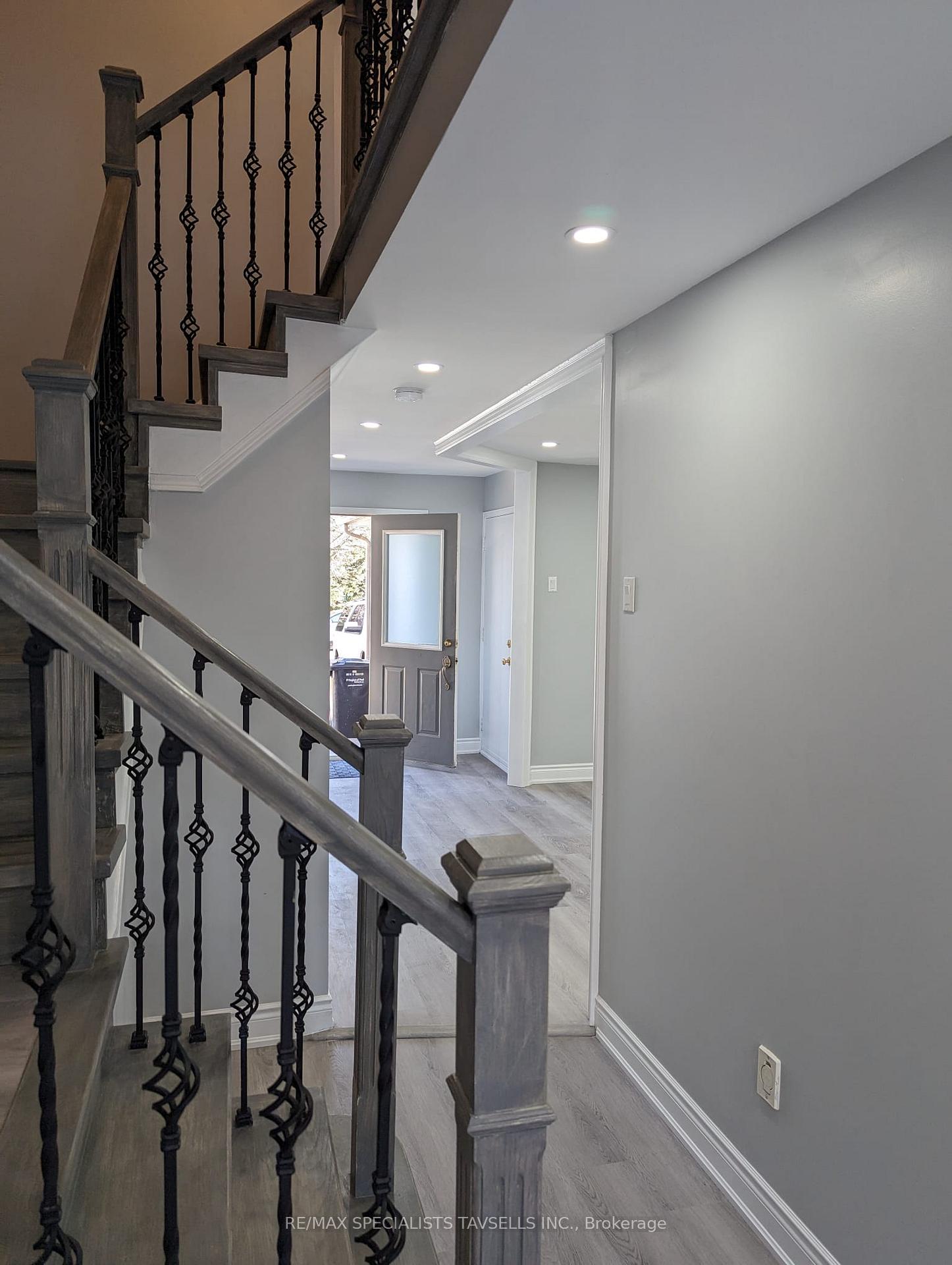 Photo 6 of 18 Gardenia Way, Caledon, Rural Caledon — HOMEH
