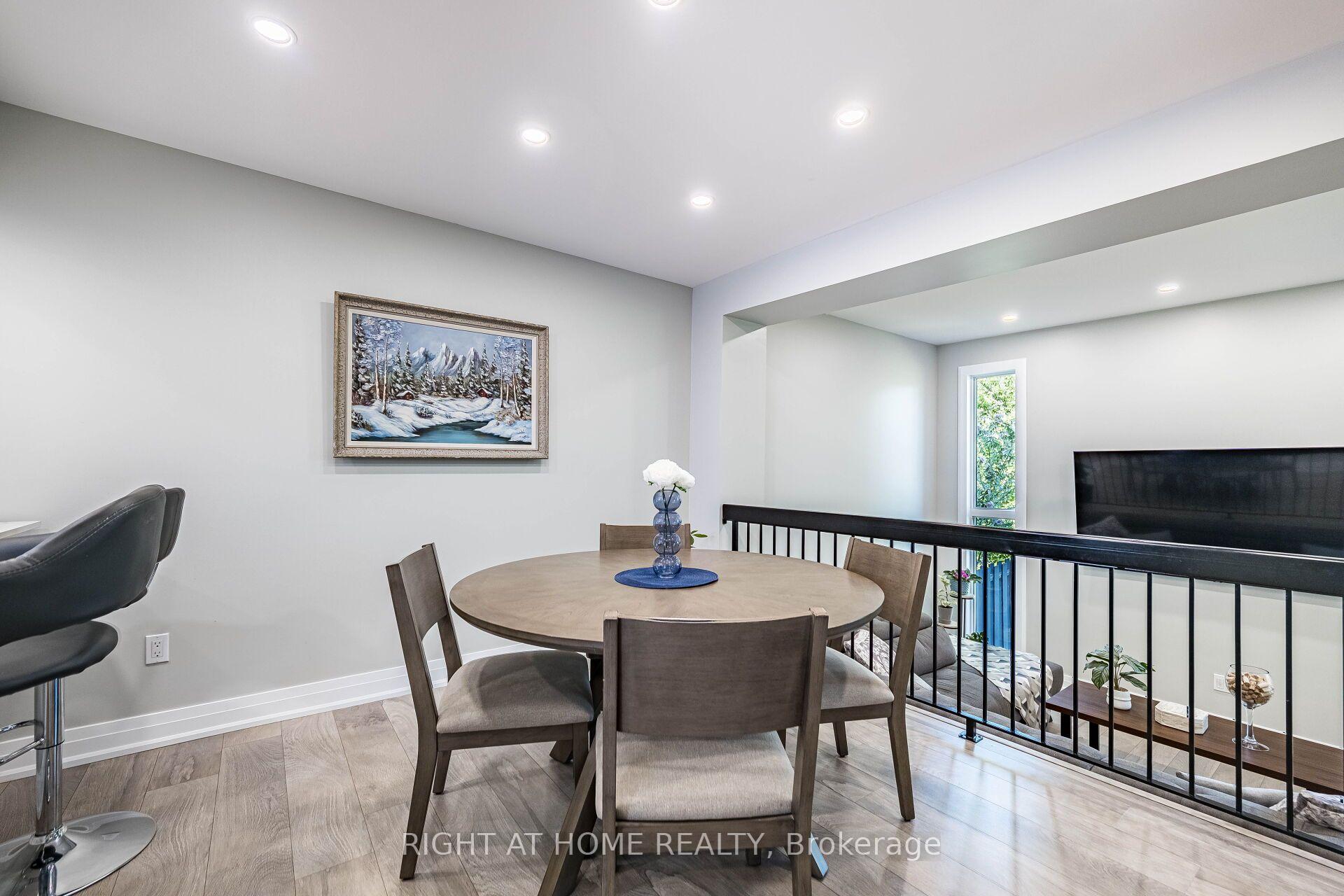 Photo 12 of Unit 8, 24 Reid Drive, Mississauga, Streetsville — HOMEH