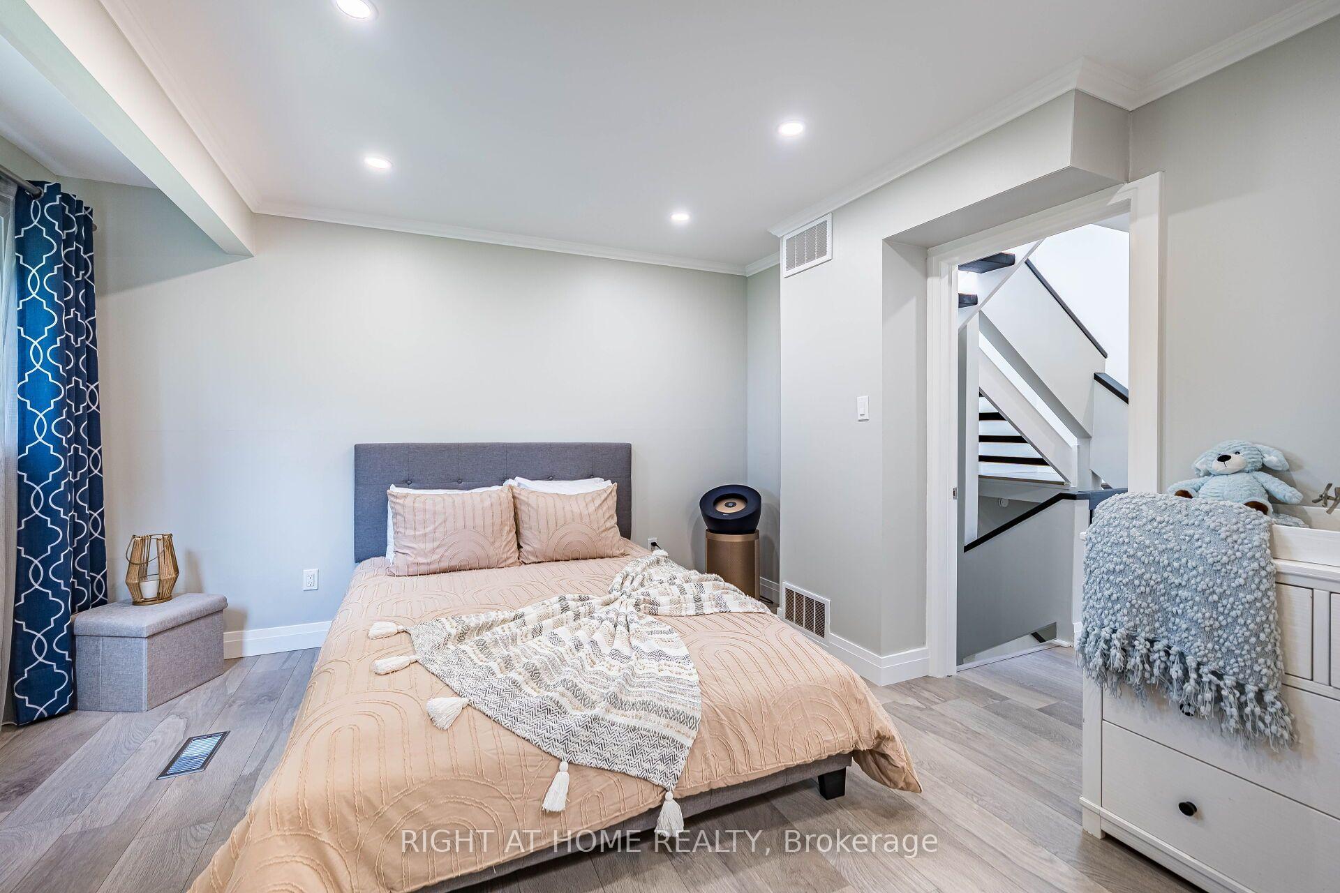 Photo 24 of Unit 8, 24 Reid Drive, Mississauga, Streetsville — HOMEH