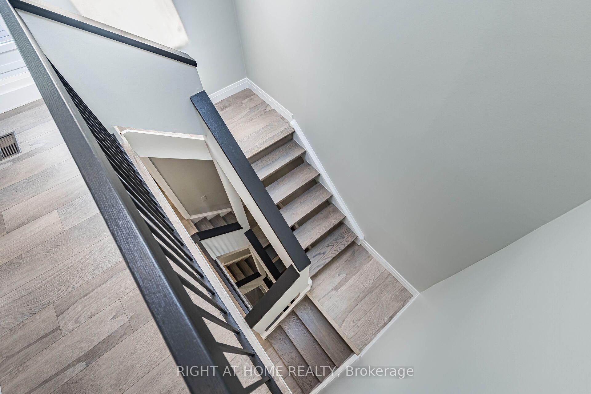 Photo 34 of Unit 8, 24 Reid Drive, Mississauga, Streetsville — HOMEH