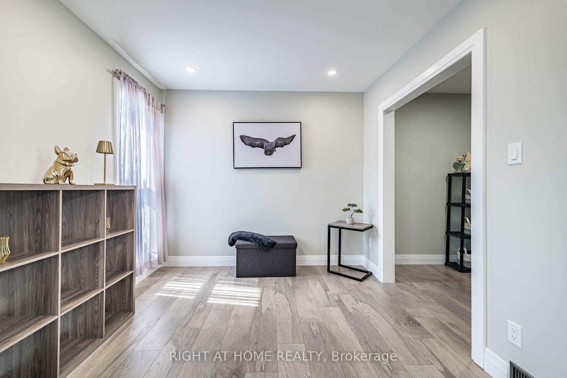 Photo 37 of Unit 8, 24 Reid Drive, Mississauga, Streetsville — HOMEH