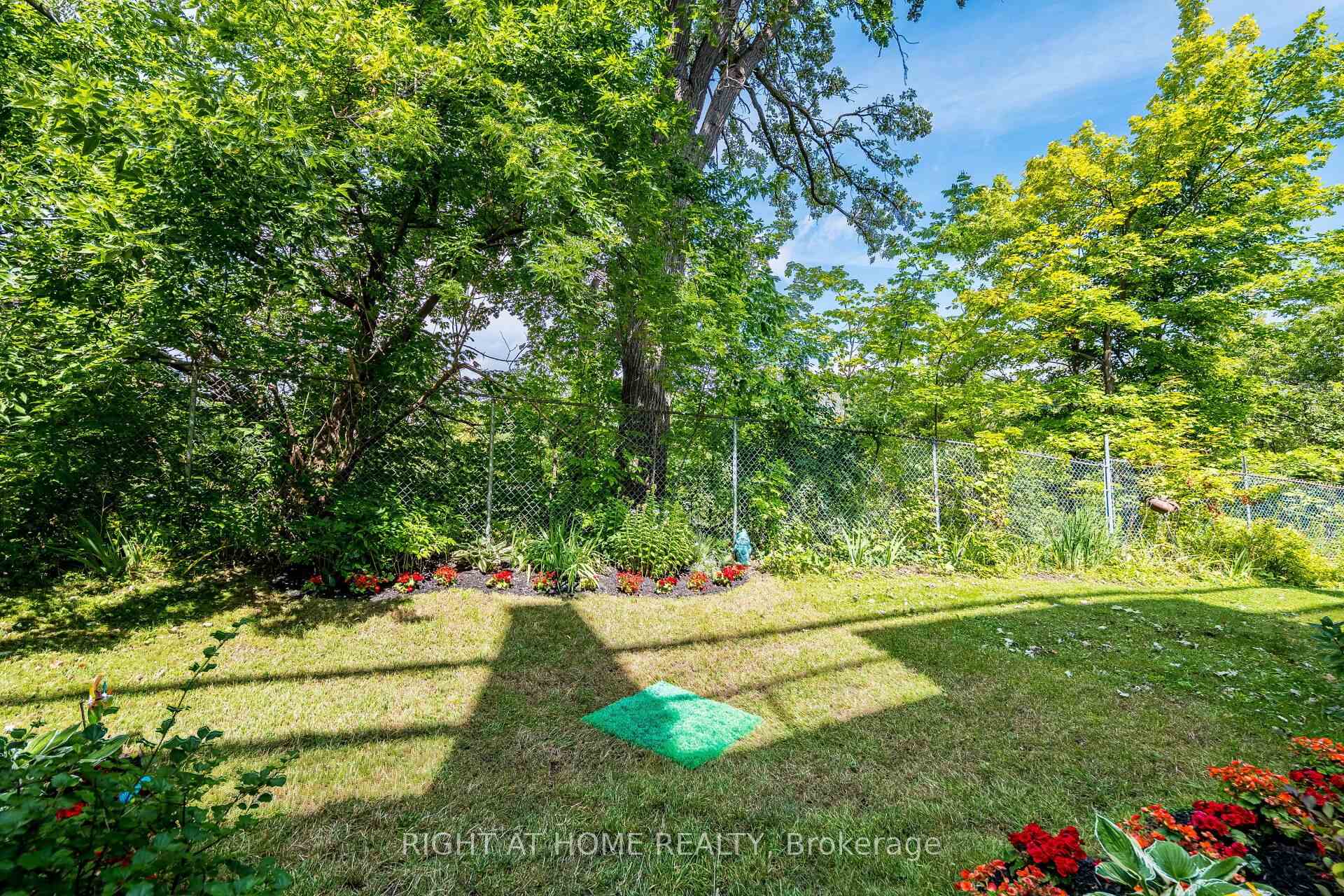 Photo 48 of Unit 8, 24 Reid Drive, Mississauga, Streetsville — HOMEH