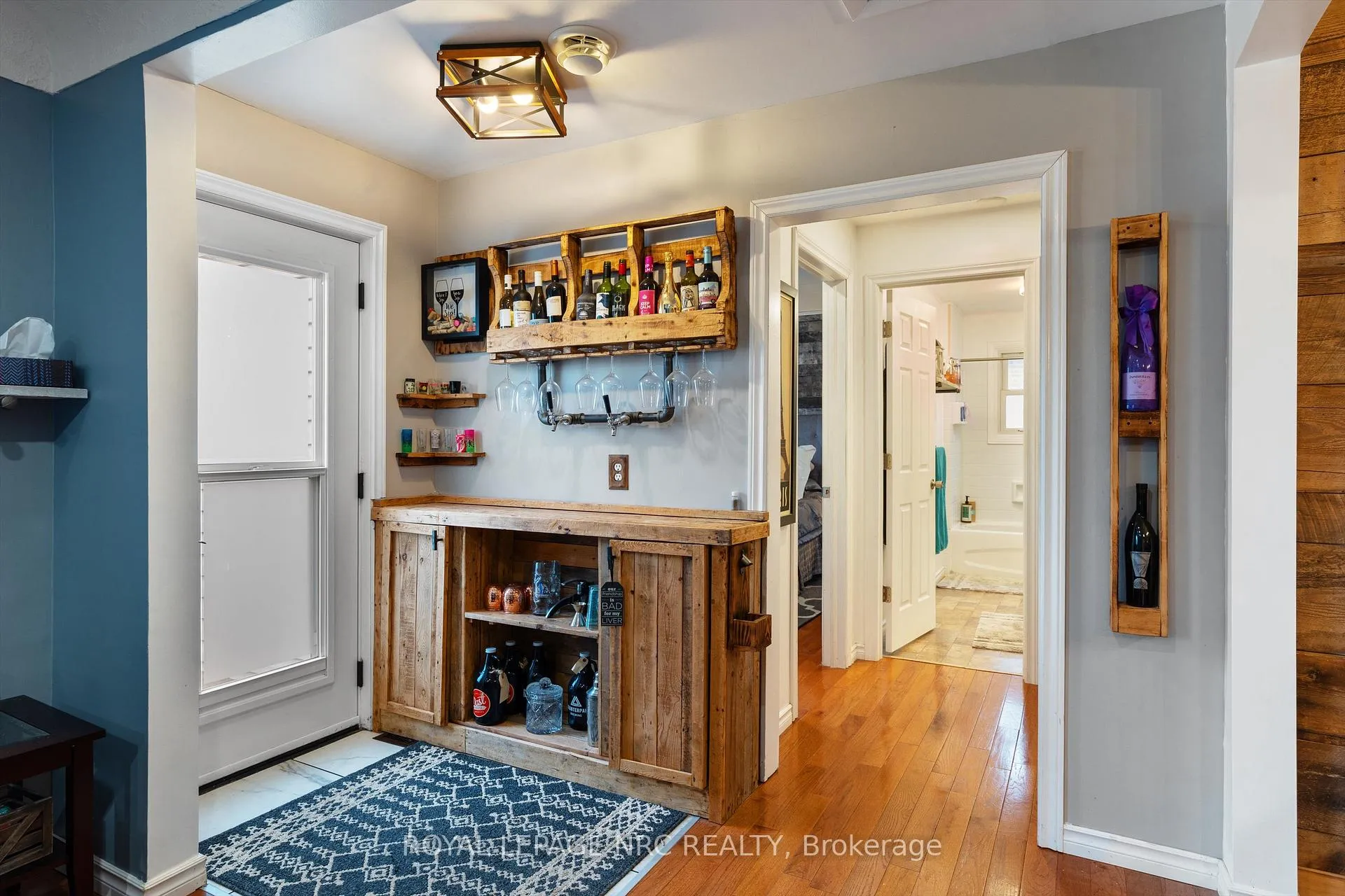Photo 5 of 7552 Dorchester Road, Niagara Falls, Oldfield — HOMEH