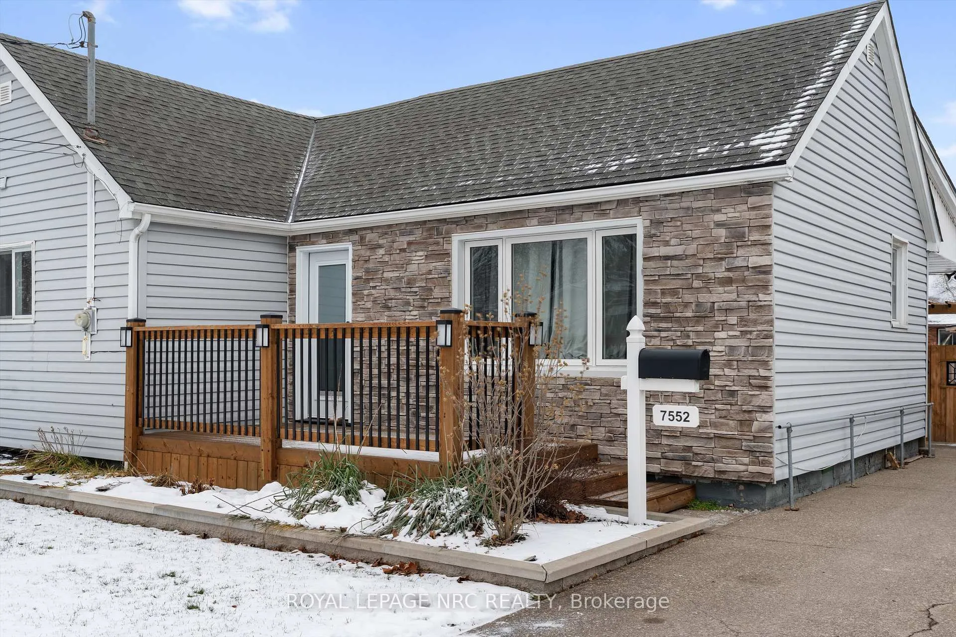 Photo 36 of 7552 Dorchester Road, Niagara Falls, Oldfield — HOMEH