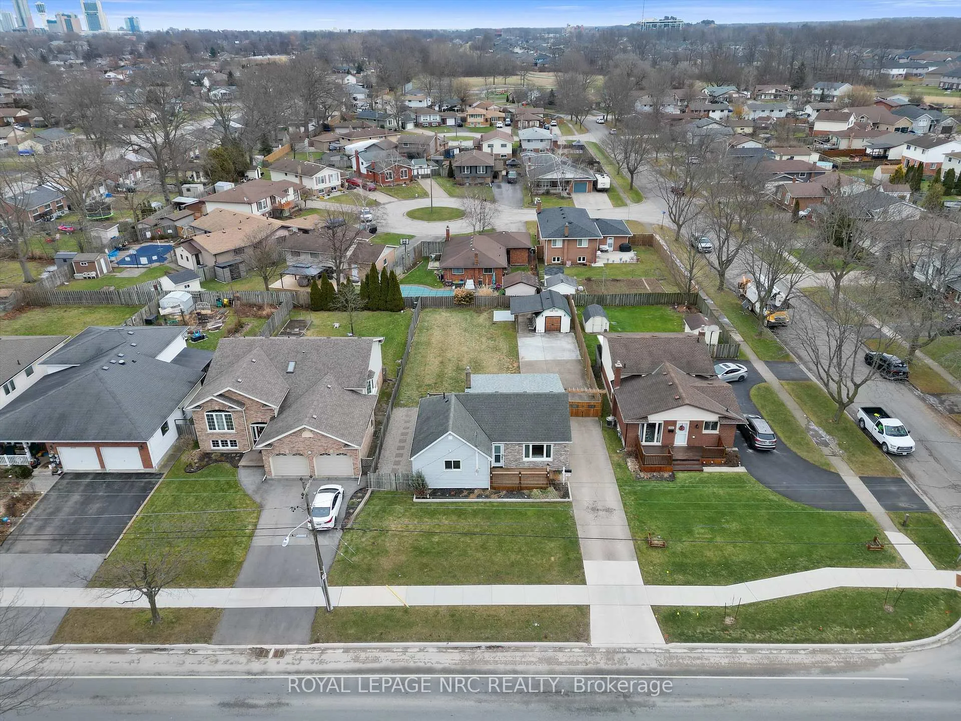 Photo 49 of 7552 Dorchester Road, Niagara Falls, Oldfield — HOMEH