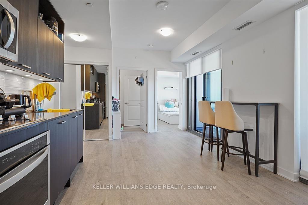 Photo 3 of Unit 508, 120 Eagle Rock Way, Vaughan, Rural Vaughan — HOMEH