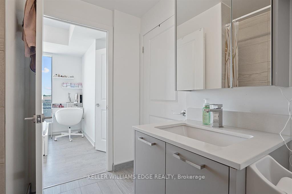 Photo 13 of Unit 508, 120 Eagle Rock Way, Vaughan, Rural Vaughan — HOMEH