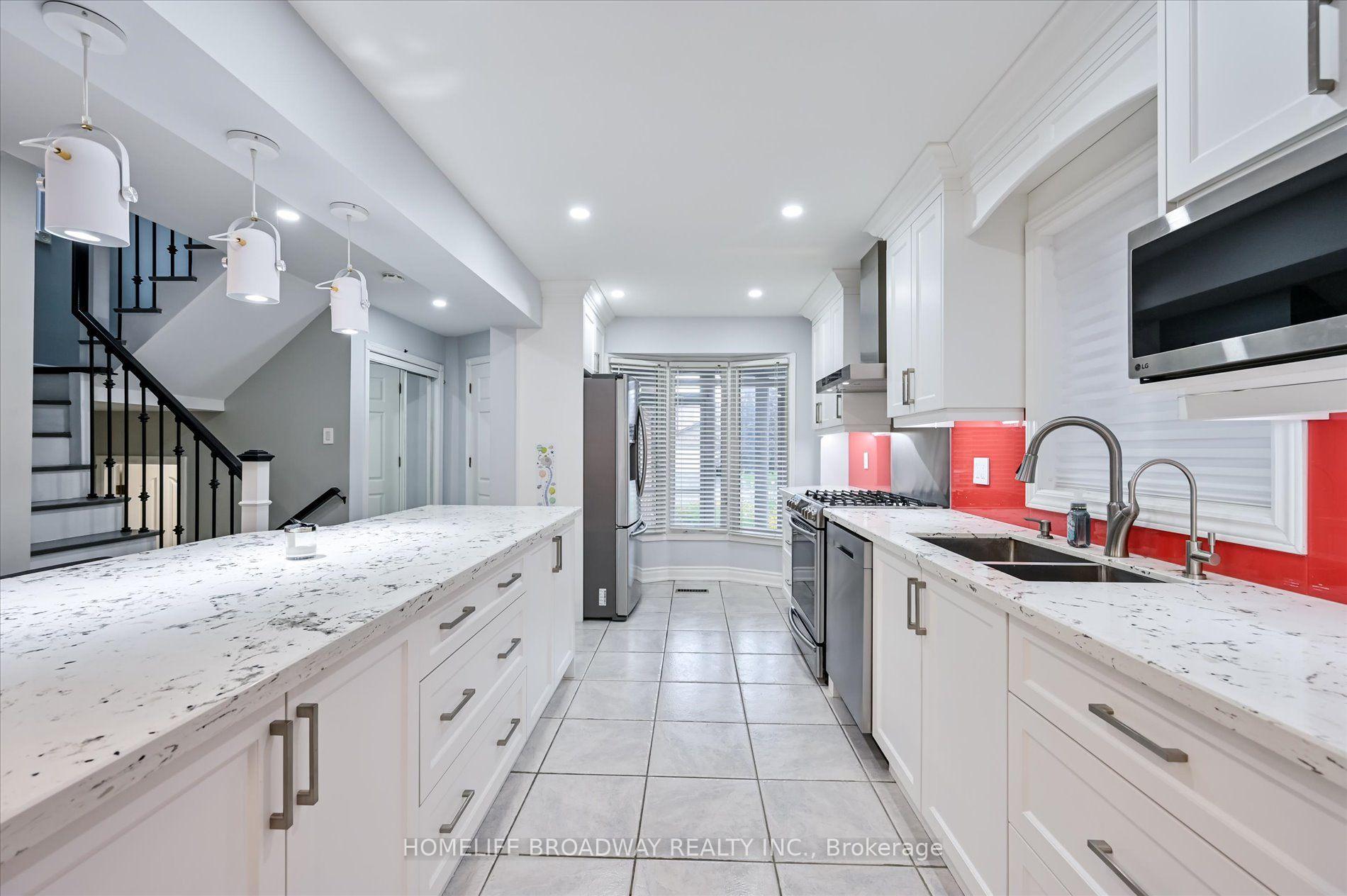 Photo 13 of 5532 Bourget Drive, Mississauga, Hurontario — HOMEH