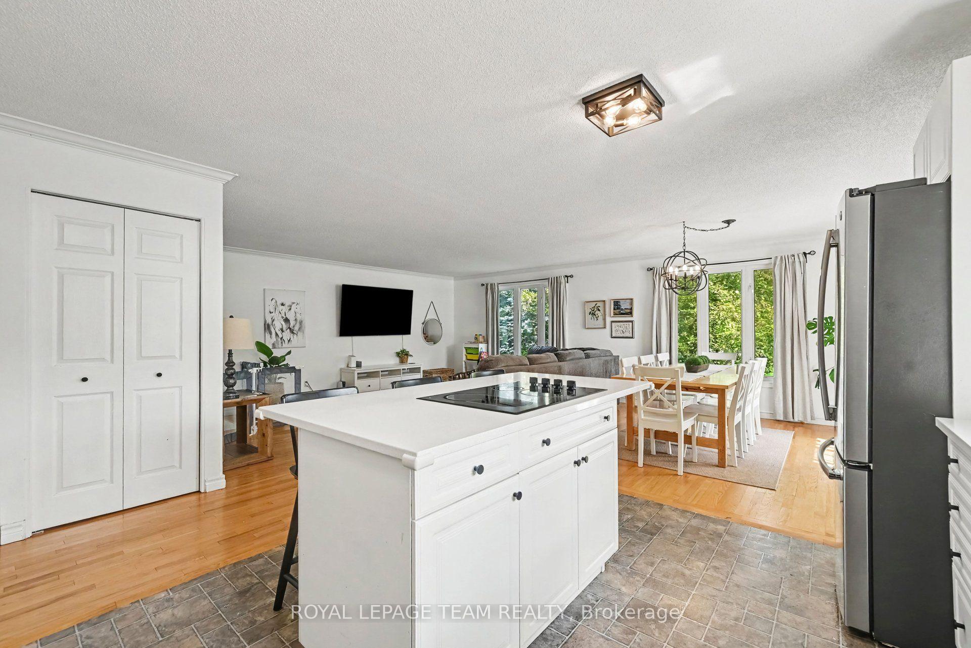 Photo 12 of 204 Grace Avenue, Russell, Village of Russell — HOMEH