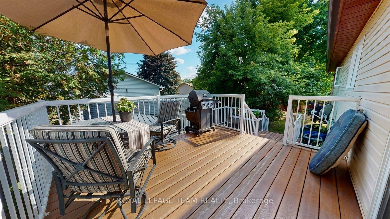 Photo 13 of 204 Grace Avenue, Russell, Village of Russell — HOMEH