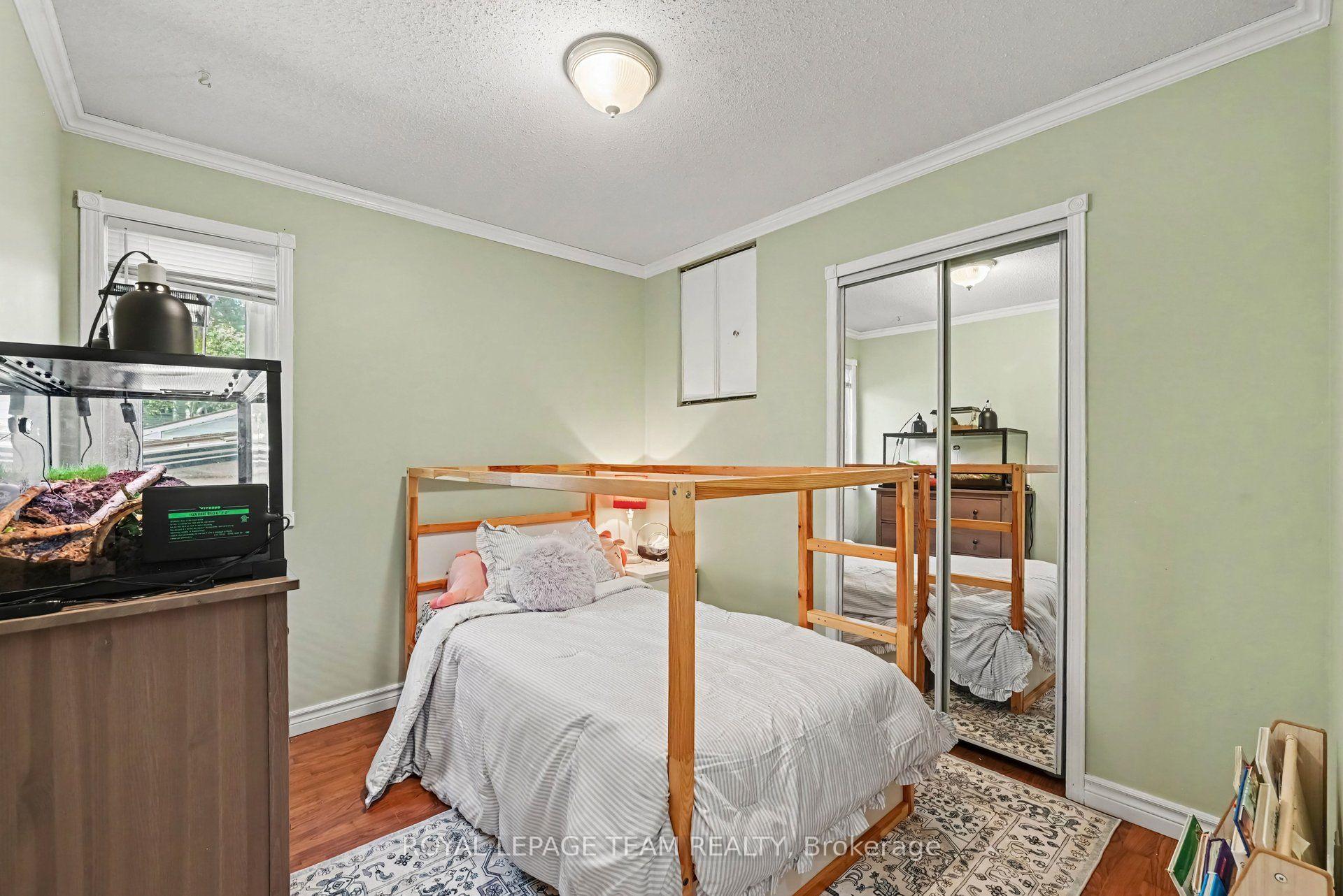 Photo 15 of 204 Grace Avenue, Russell, Village of Russell — HOMEH