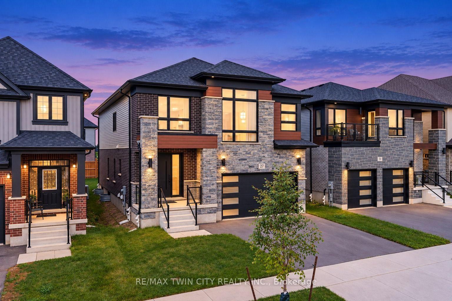 Photo 2 of 27 Jacob Detweiller Drive, Kitchener — HOMEH