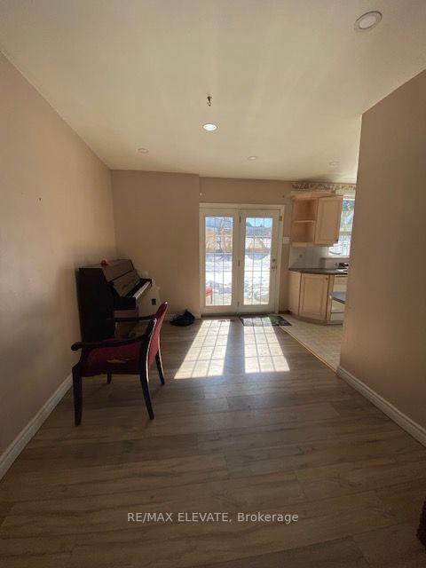 Photo 9 of 39 Cornwallis Drive, Scarborough, Dorset Park — HOMEH