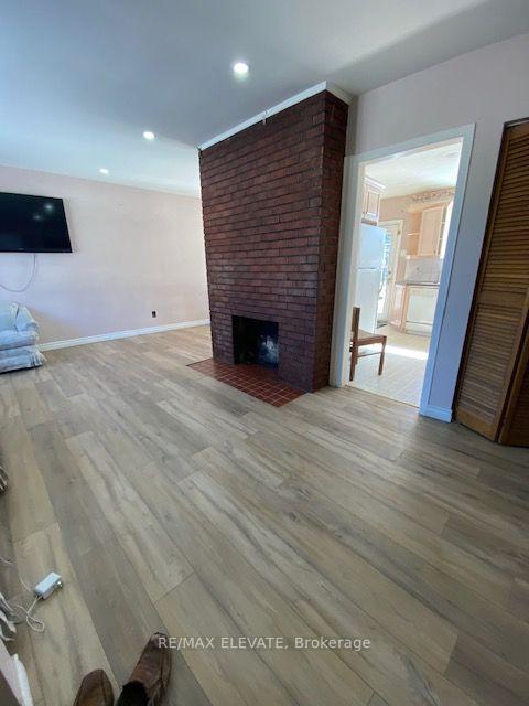 Photo 11 of 39 Cornwallis Drive, Scarborough, Dorset Park — HOMEH