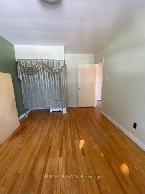 Photo 13 of 39 Cornwallis Drive, Scarborough, Dorset Park — HOMEH