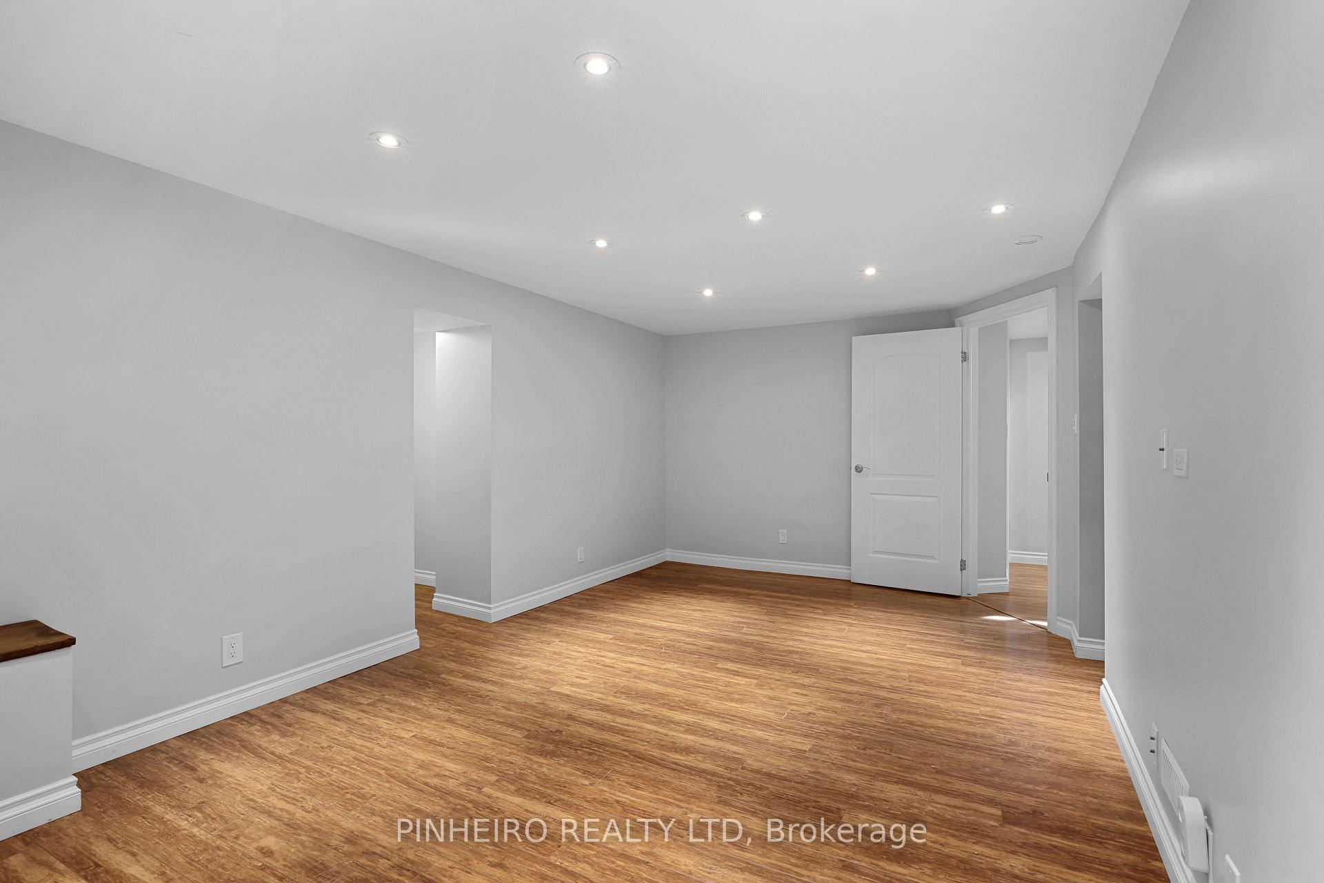 Photo 26 of 1811 Whitehall Drive, London, East H — HOMEH