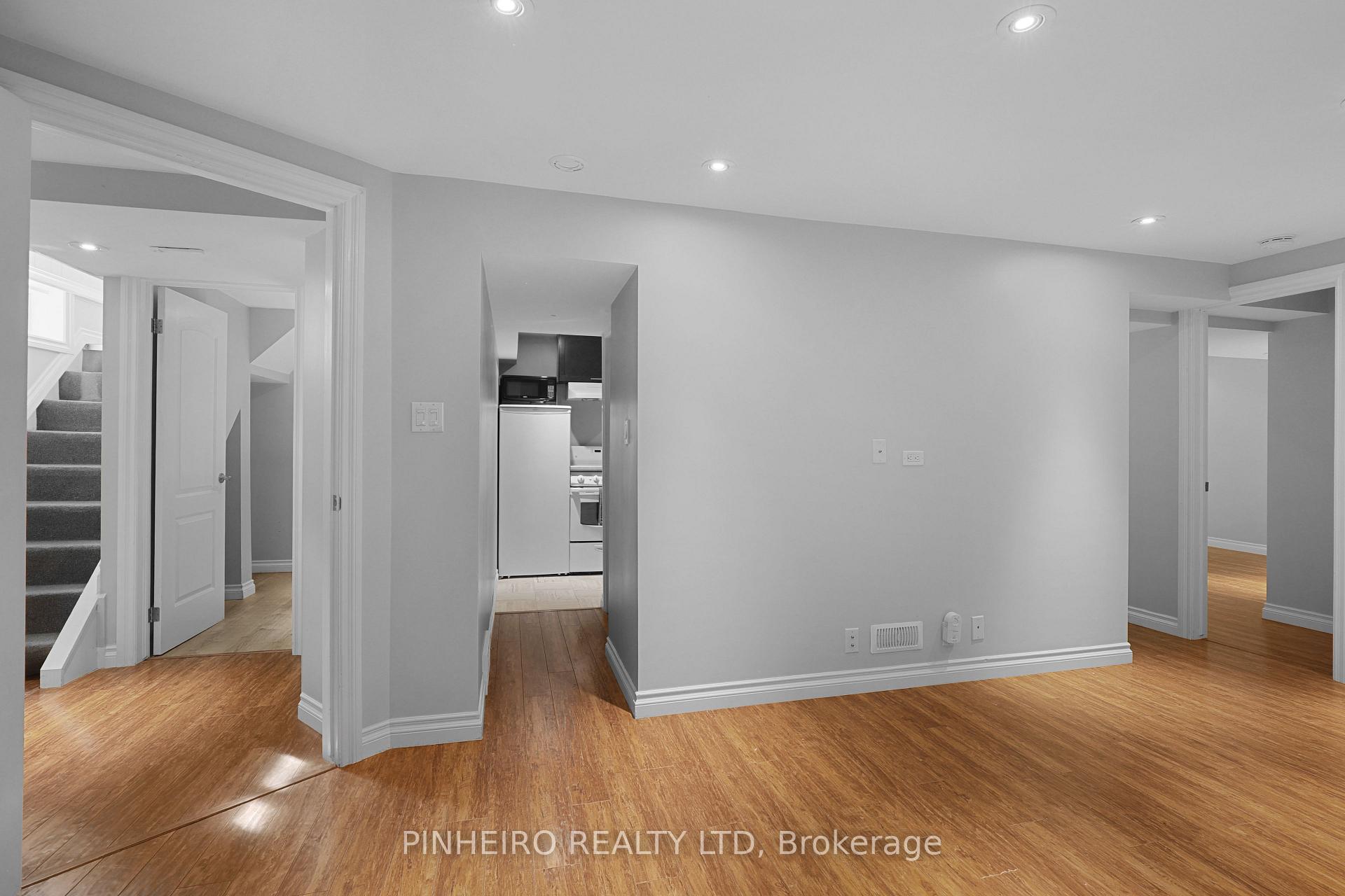 Photo 27 of 1811 Whitehall Drive, London, East H — HOMEH