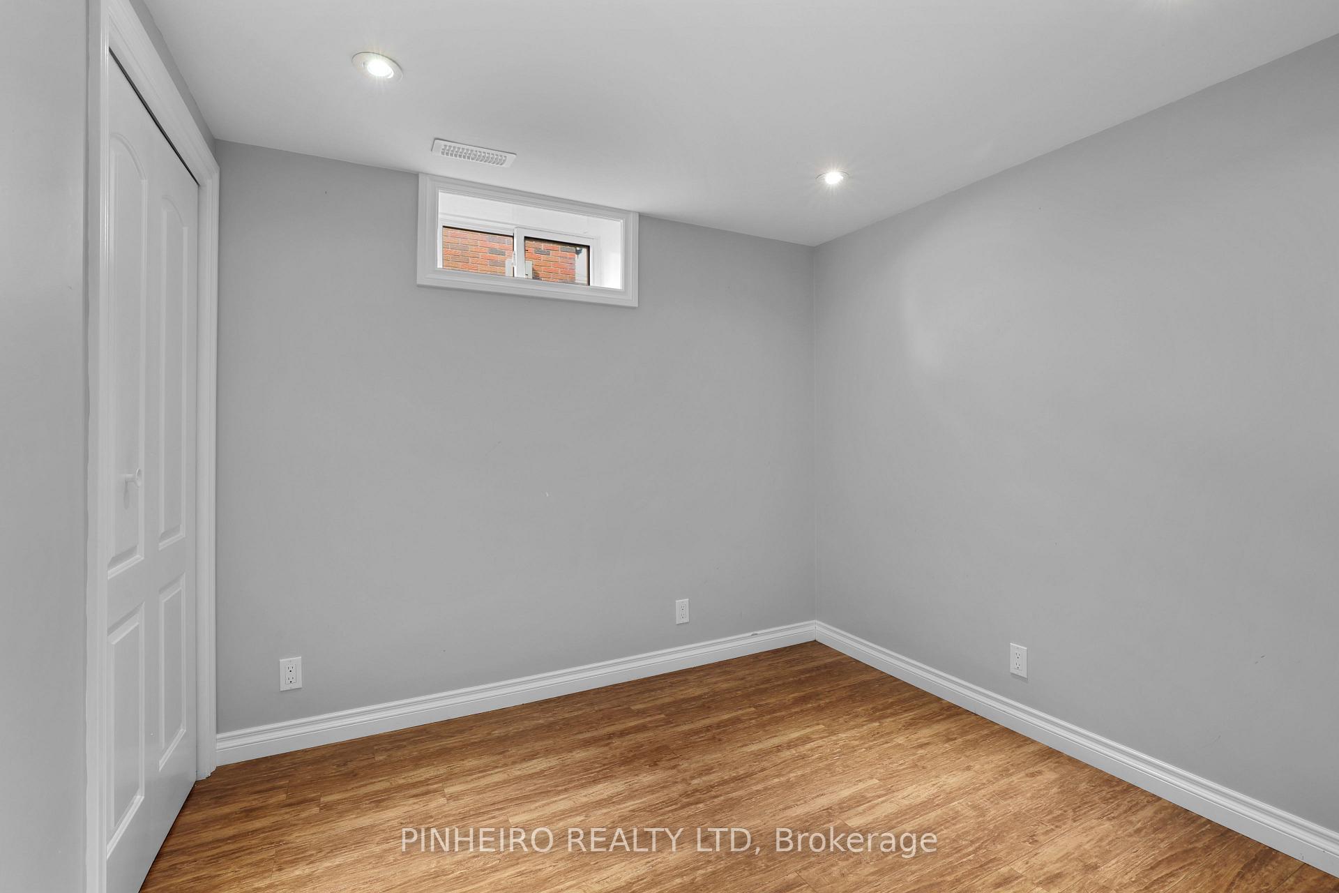 Photo 28 of 1811 Whitehall Drive, London, East H — HOMEH