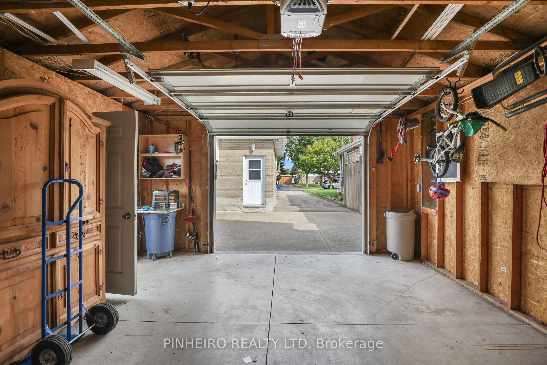 Photo 41 of 1811 Whitehall Drive, London, East H — HOMEH