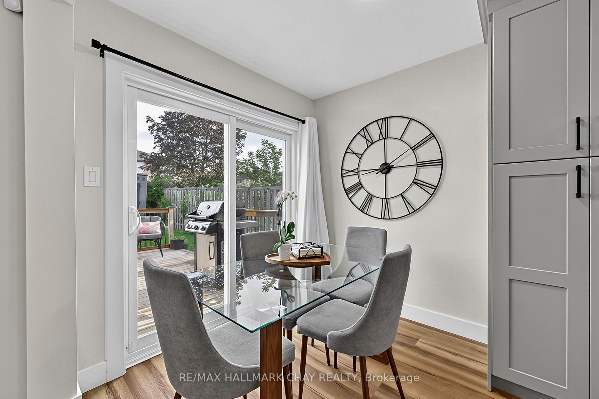Photo 8 of 16 Buggs Gate, Barrie, Georgian Drive — HOMEH