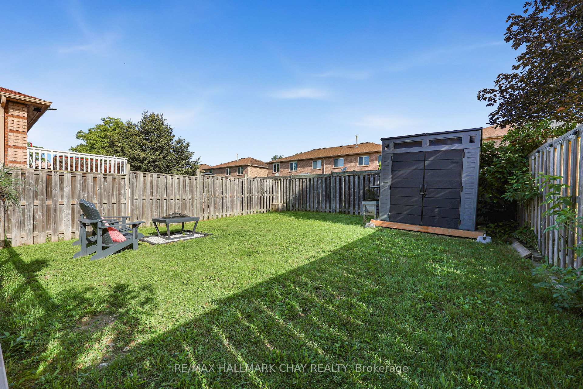 Photo 20 of 16 Buggs Gate, Barrie, Georgian Drive — HOMEH