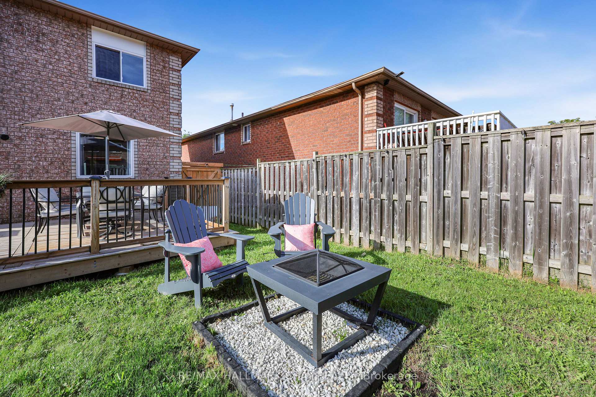 Photo 22 of 16 Buggs Gate, Barrie, Georgian Drive — HOMEH