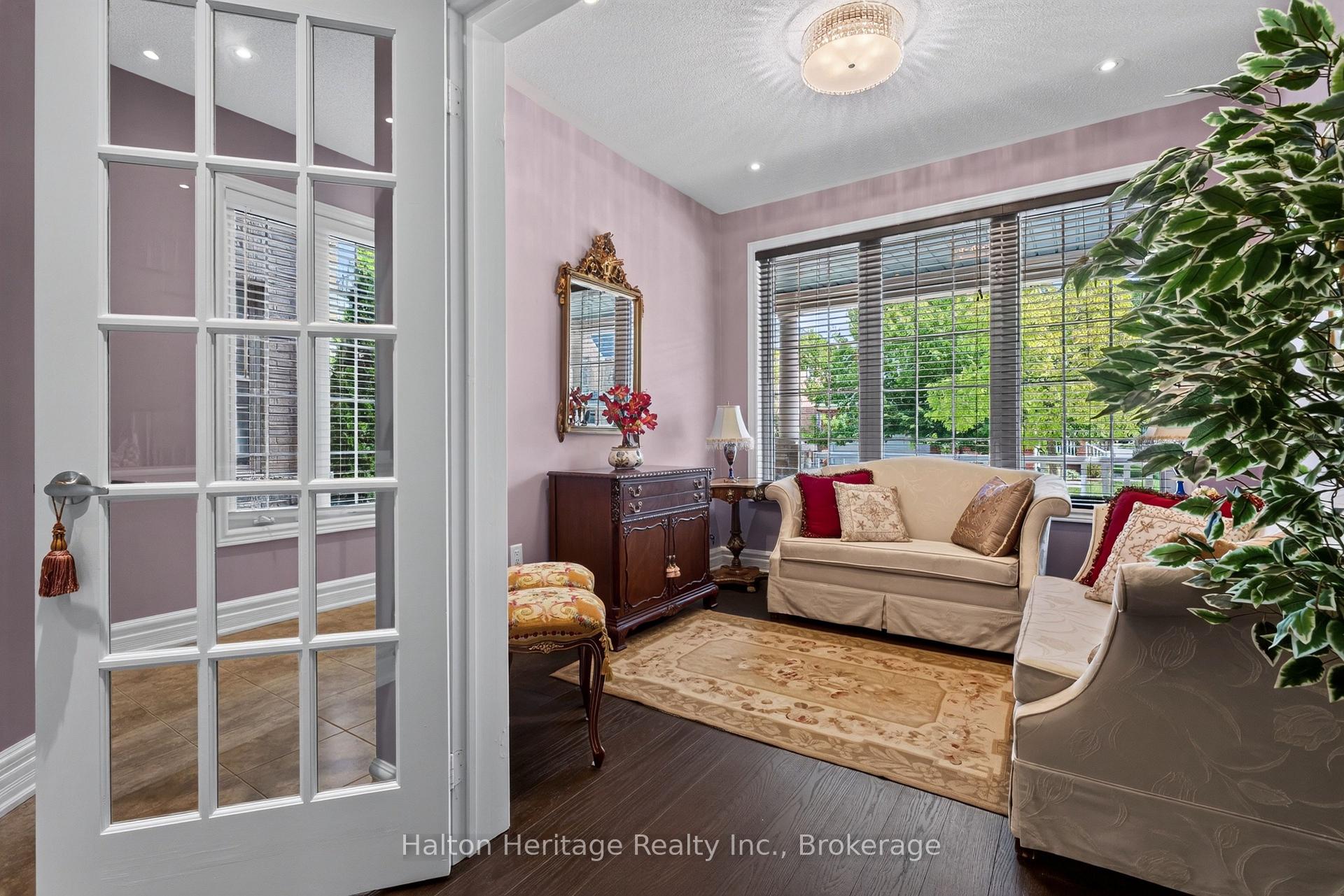 Photo 7 of 360 Holmes Crescent, Milton, Scott — HOMEH