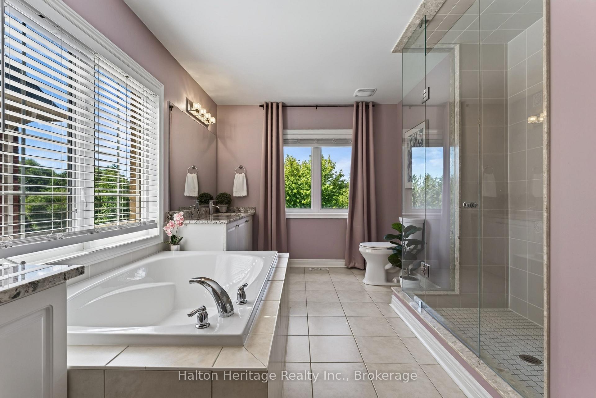Photo 22 of 360 Holmes Crescent, Milton, Scott — HOMEH